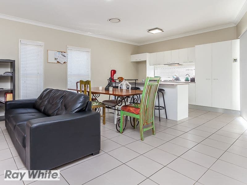 7 Dingo Street, NORTH LAKES QLD 4509, North Lakes - Thumbnail 3