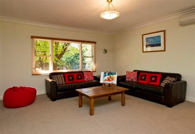 219 Rosanna Road, ROSANNA VIC 3084, Rosanna - Thumbnail 2