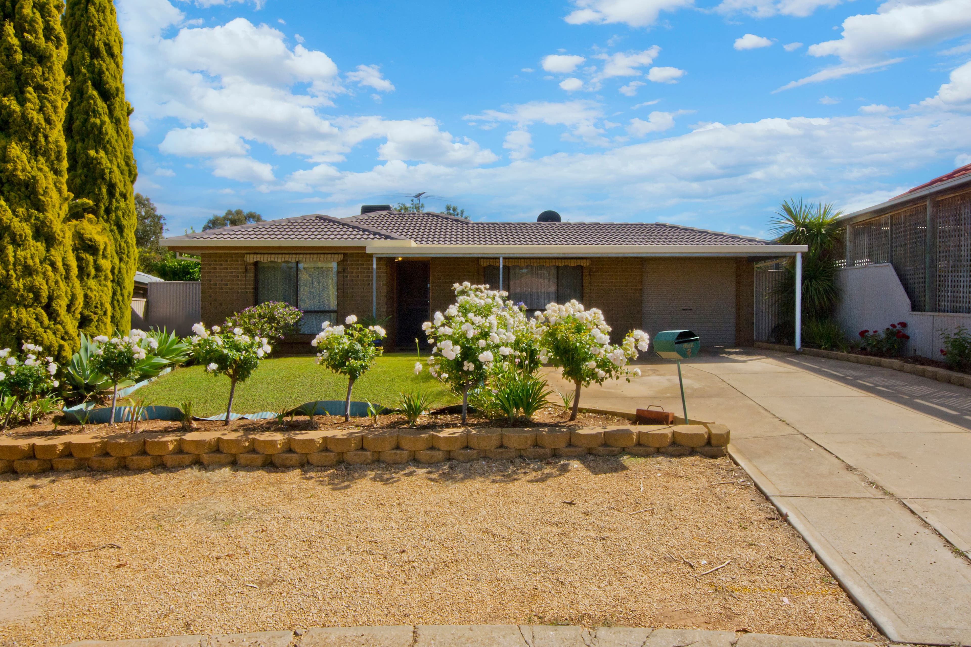 6 Oslo Court, Craigmore SA 5114, Craigmore - Thumbnail 2
