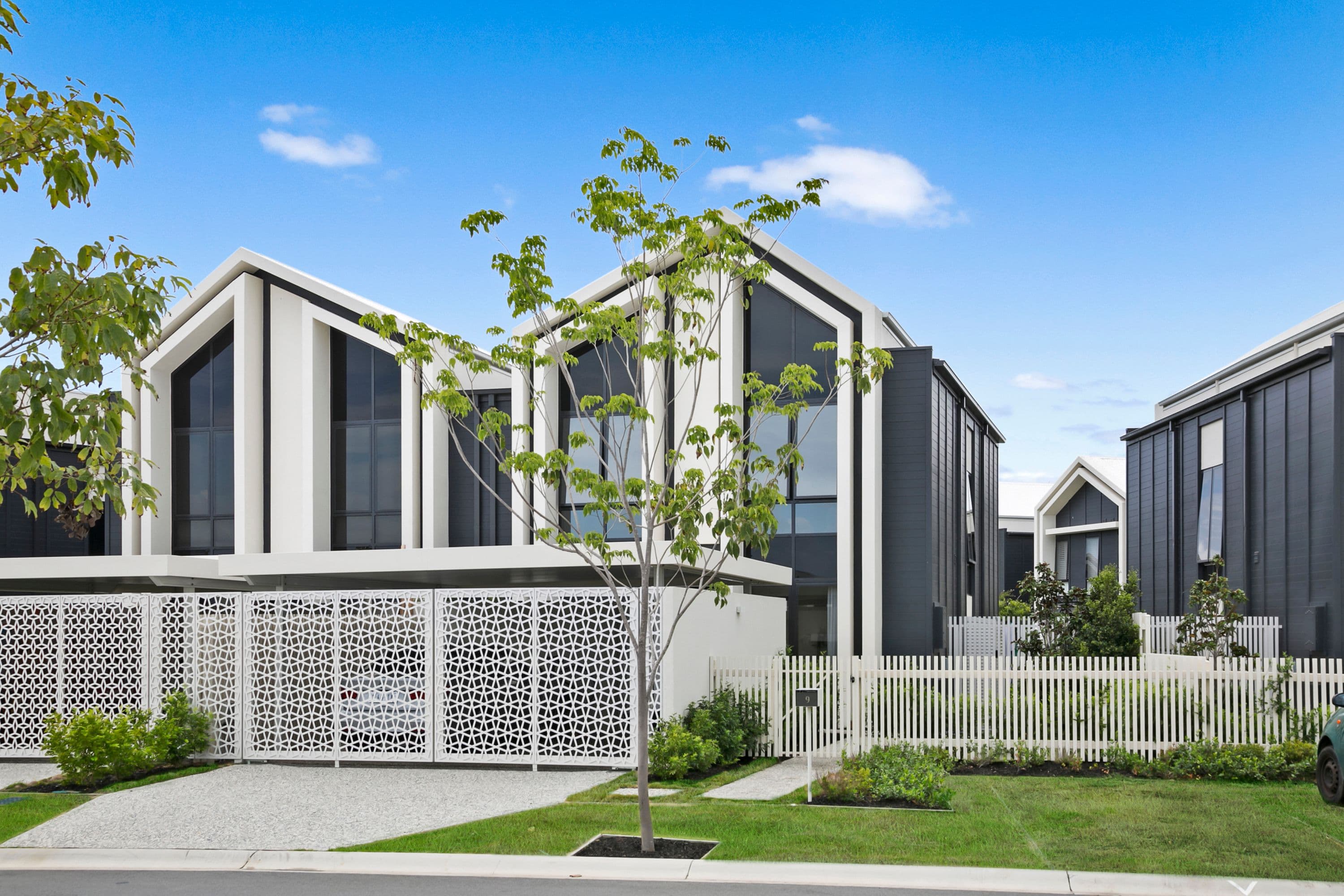 9 Sanctuary Court, Mermaid Waters QLD 4218, Mermaid Waters - Image 1