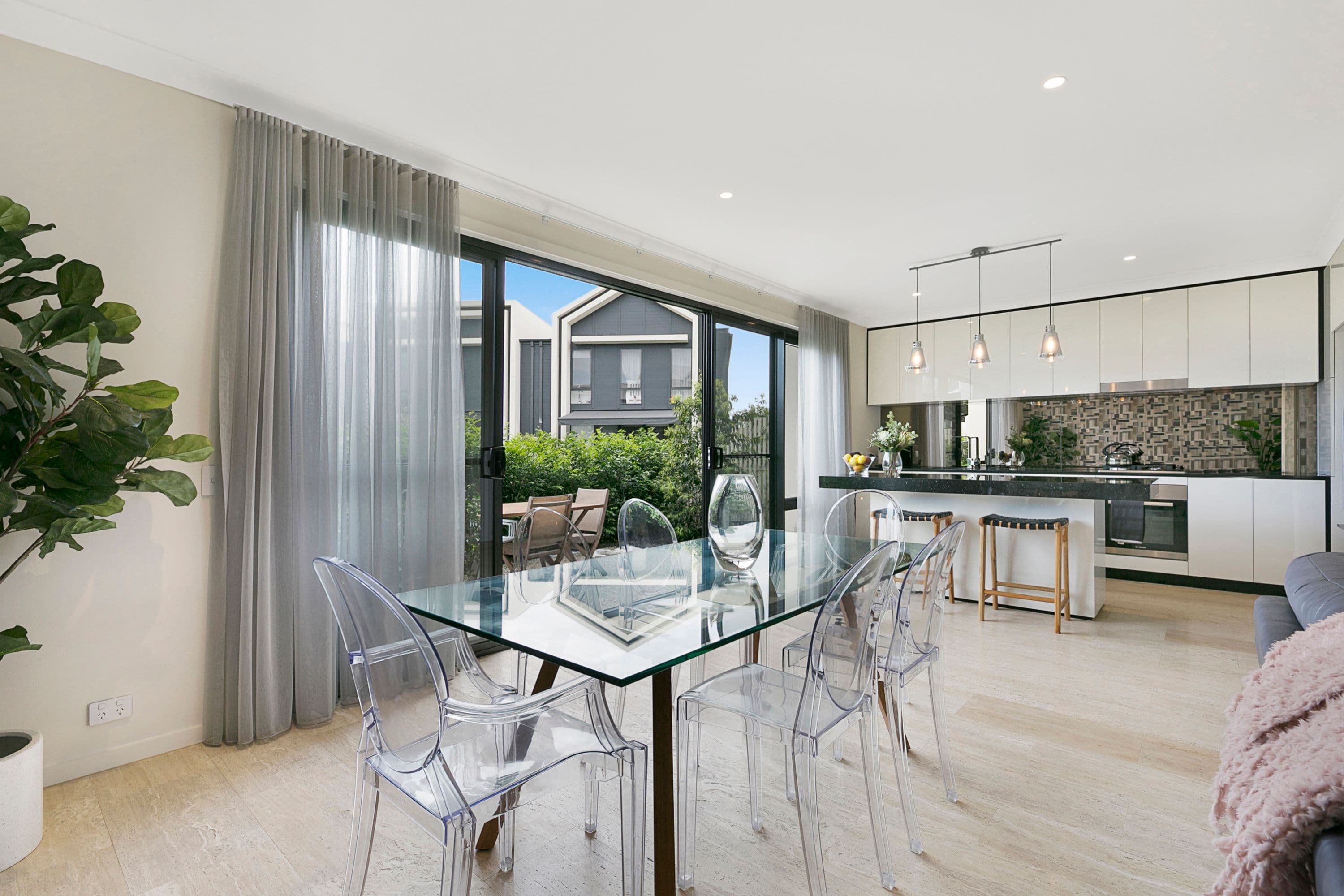 9 Sanctuary Court, Mermaid Waters QLD 4218, Mermaid Waters - Thumbnail 4
