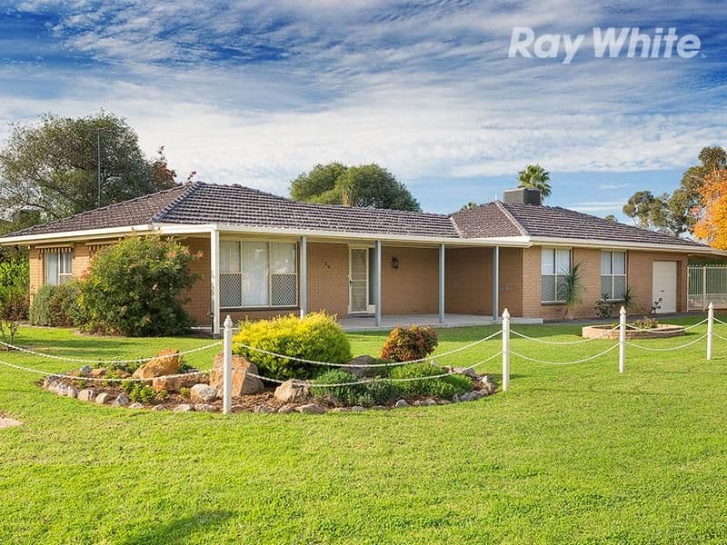 136 Howard Court, Howlong NSW 2643, Howlong - Image 1