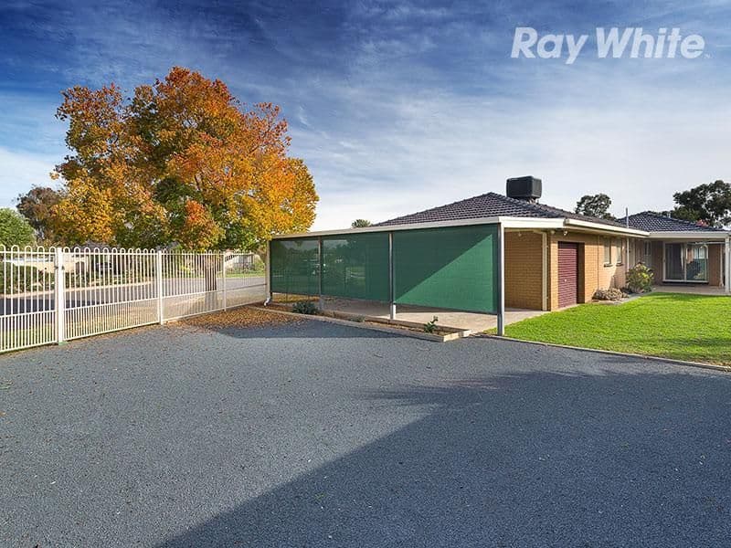 136 Howard Court, Howlong NSW 2643, Howlong - Thumbnail 5