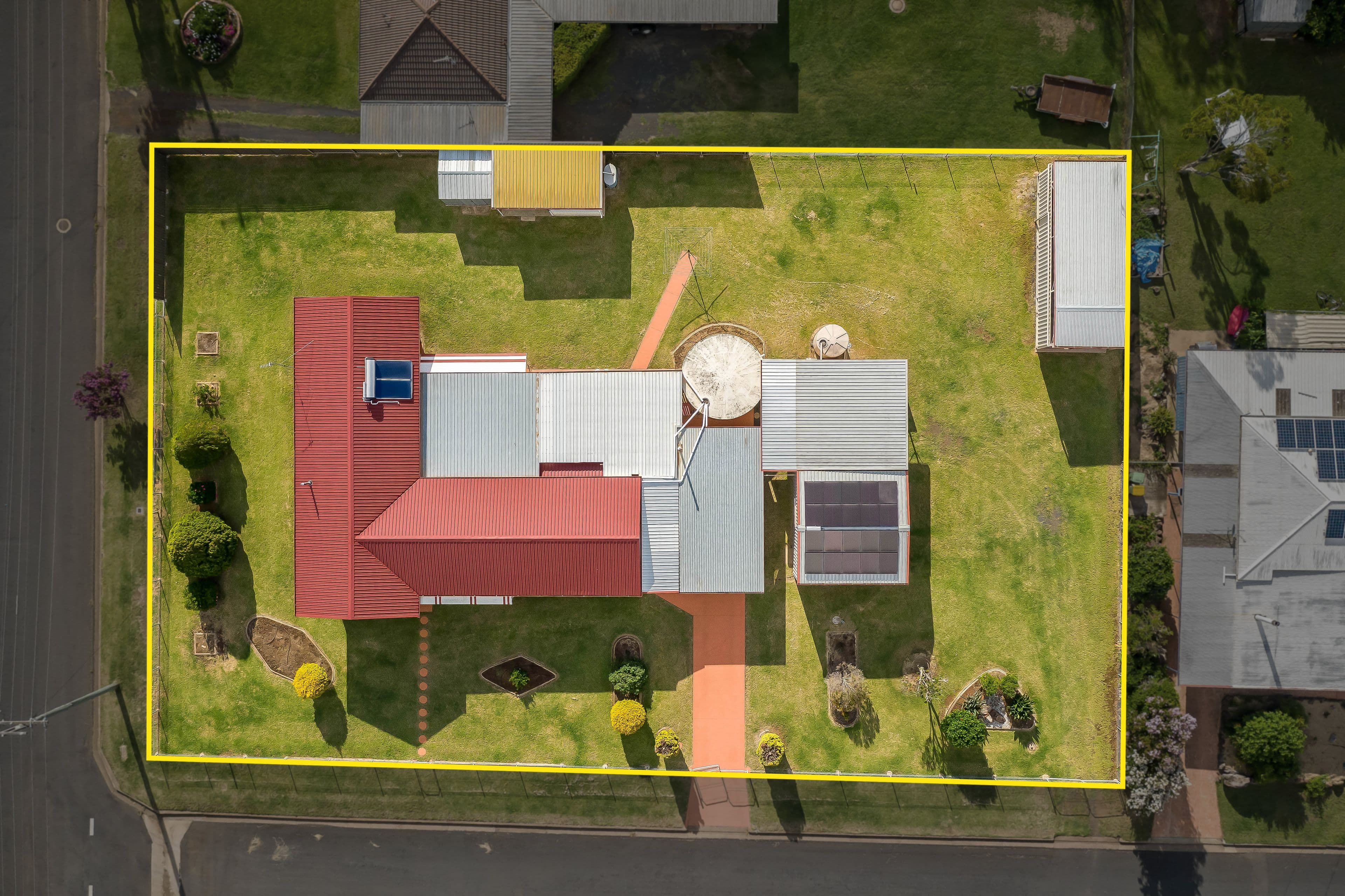 15 Holmes Street, Pittsworth QLD 4356, Pittsworth - Thumbnail 6