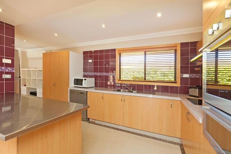10 Parnka Street, WELLINGTON POINT QLD 4160, Wellington Point - Thumbnail 4