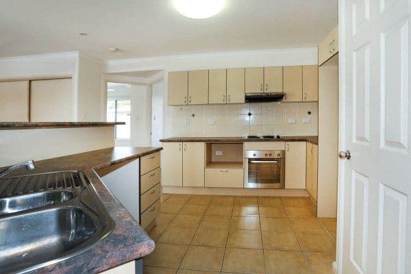 22 Springbank Circuit, IDALIA QLD 4811, Idalia - Thumbnail 2