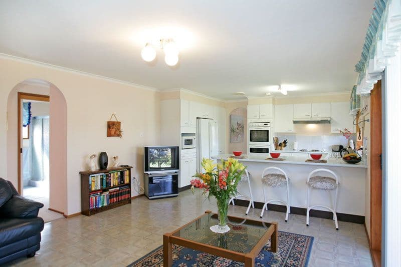 2 Premier Way, BATEAU BAY NSW 2261, Bateau Bay - Thumbnail 4