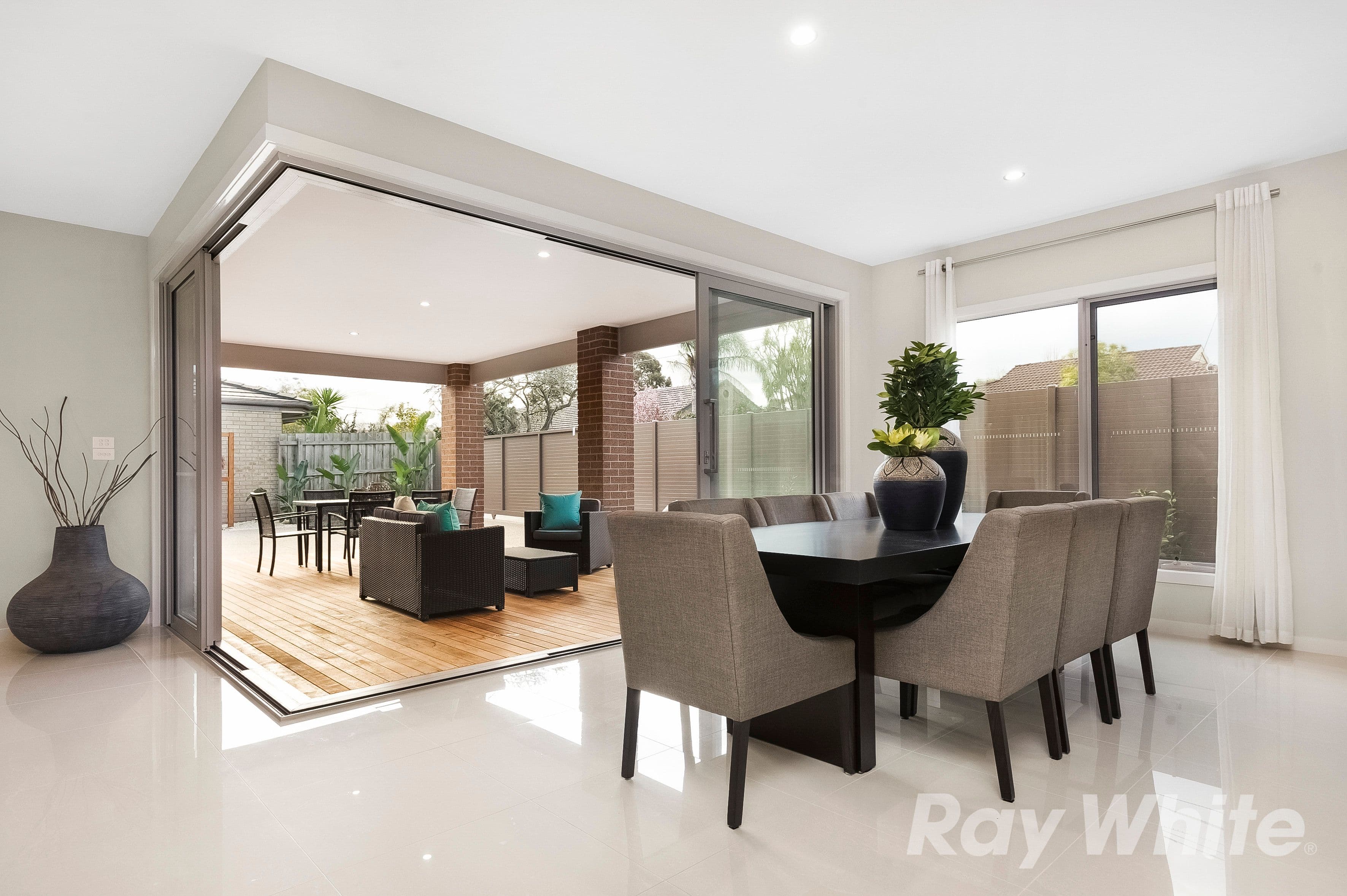 61 Leeds Road, Mount Waverley VIC 3149, Mount Waverley - Thumbnail 3