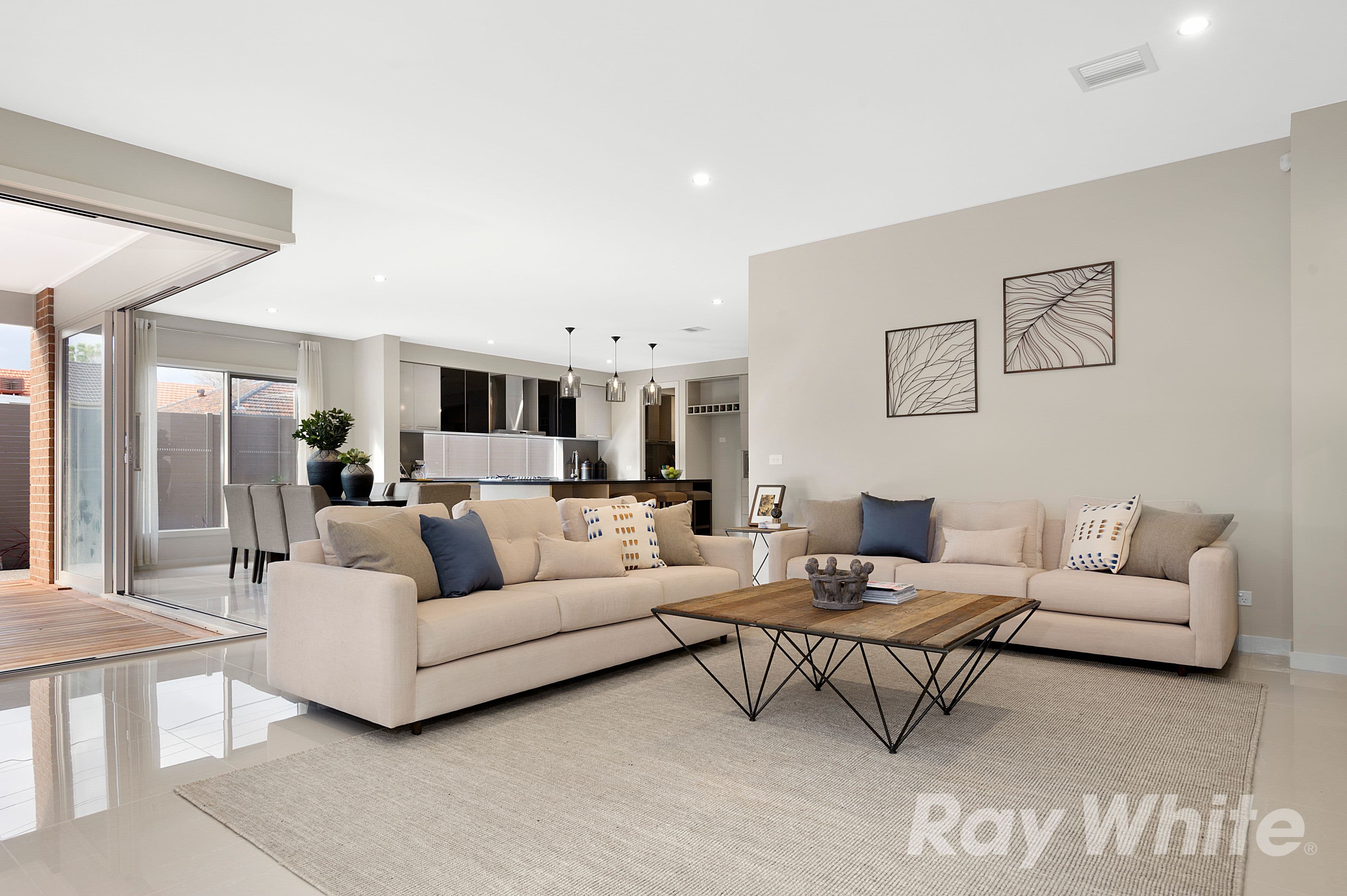 61 Leeds Road, Mount Waverley VIC 3149, Mount Waverley - Thumbnail 4