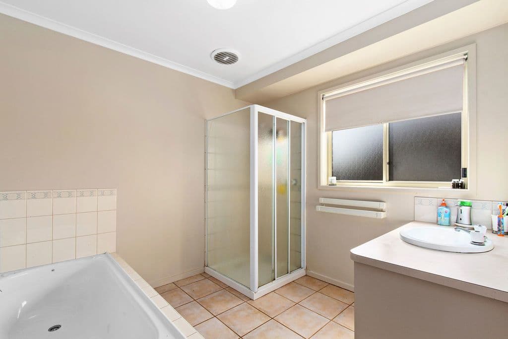 42 Tulloch Way, Traralgon VIC 3844, Traralgon - Thumbnail 5