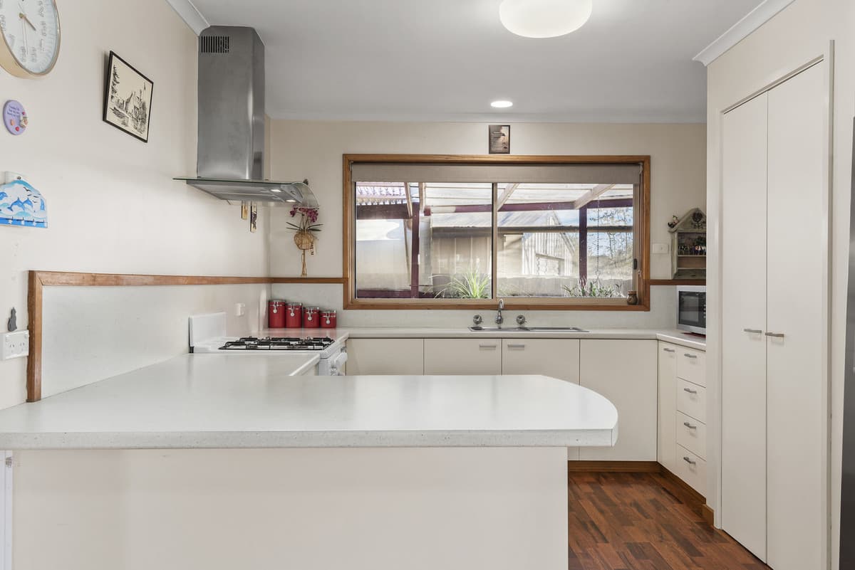 8 Patricia Court, DRYSDALE VIC 3222, Drysdale - Thumbnail 2