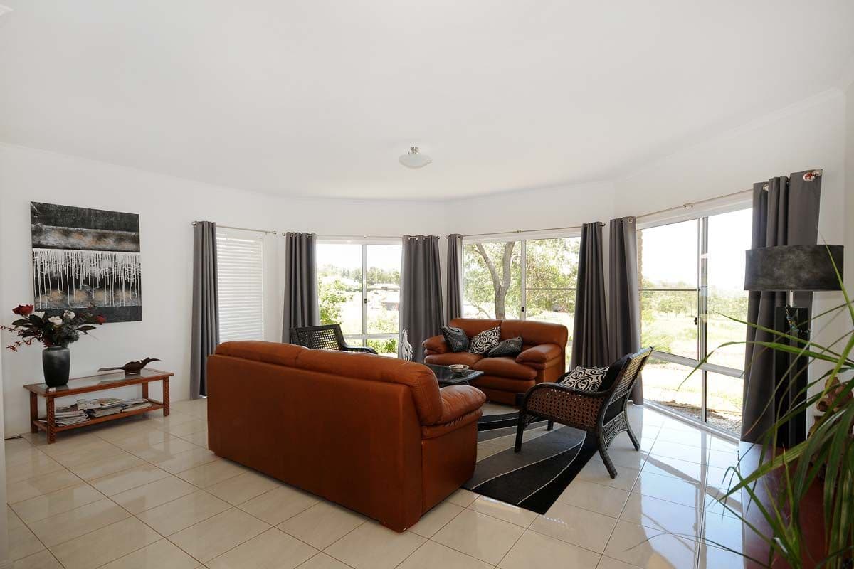 1 Hickey Court, COTSWOLD HILLS QLD 4350, Cotswold Hills - Thumbnail 4
