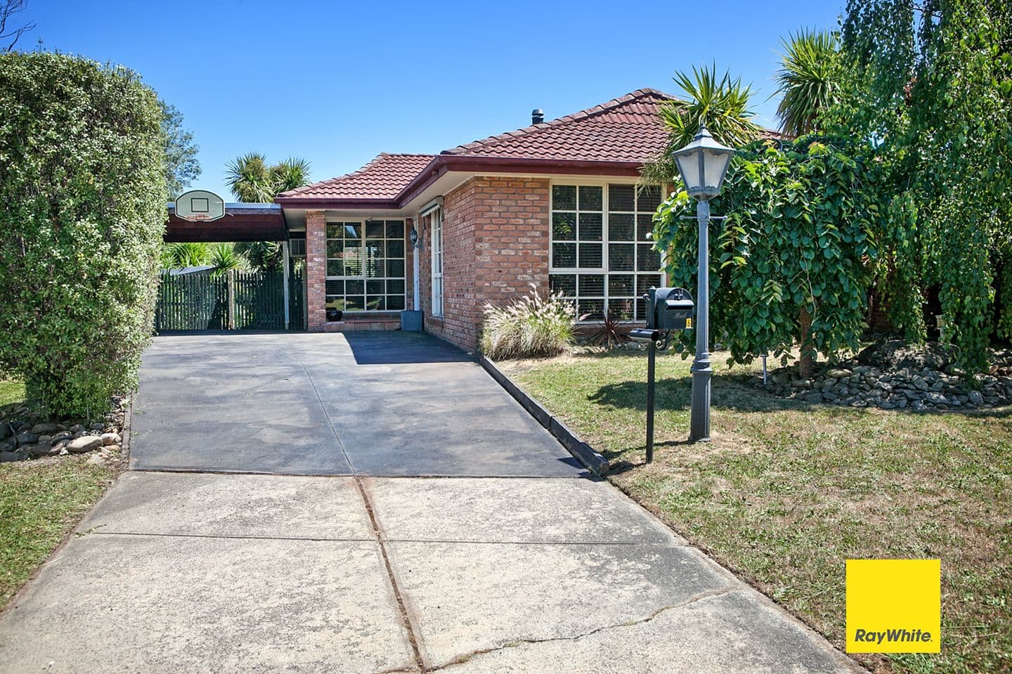 6 Cuneata Close, Langwarrin VIC 3910, Langwarrin - Image 1