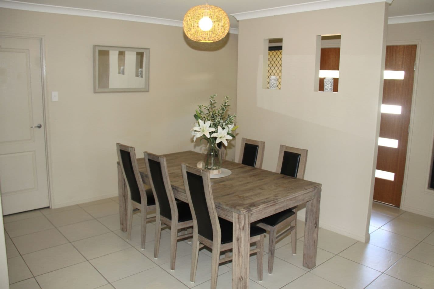 27 Lighthouse Drive, Boyne Island QLD 4680, Boyne Island - Thumbnail 6