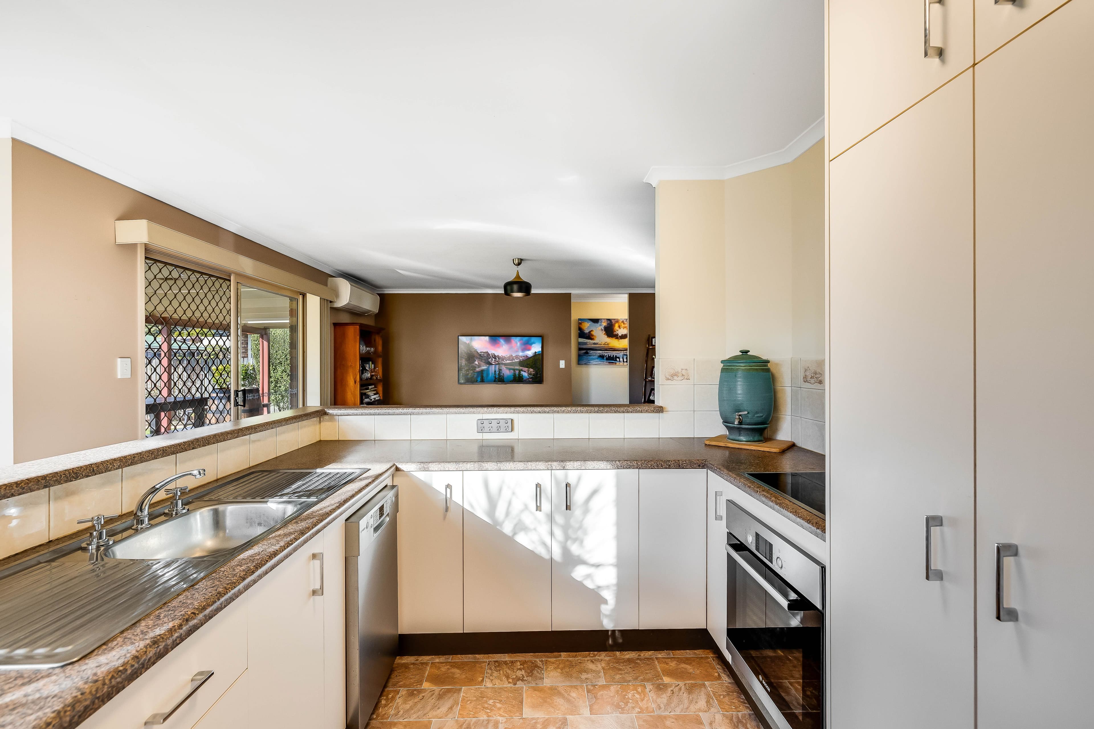 21 Gundry Court, Kearneys Spring QLD 4350, Kearneys Spring - Thumbnail 3