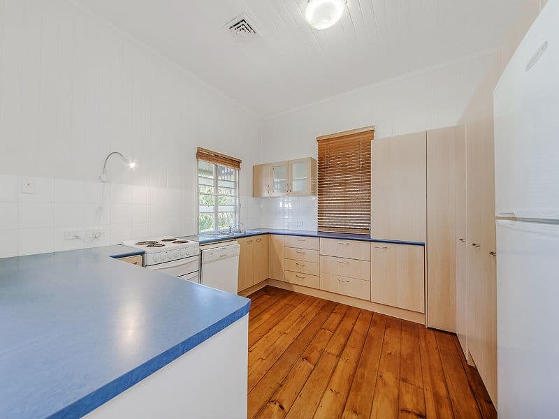 95 Ekibin Road, ANNERLEY QLD 4103, Annerley - Thumbnail 3