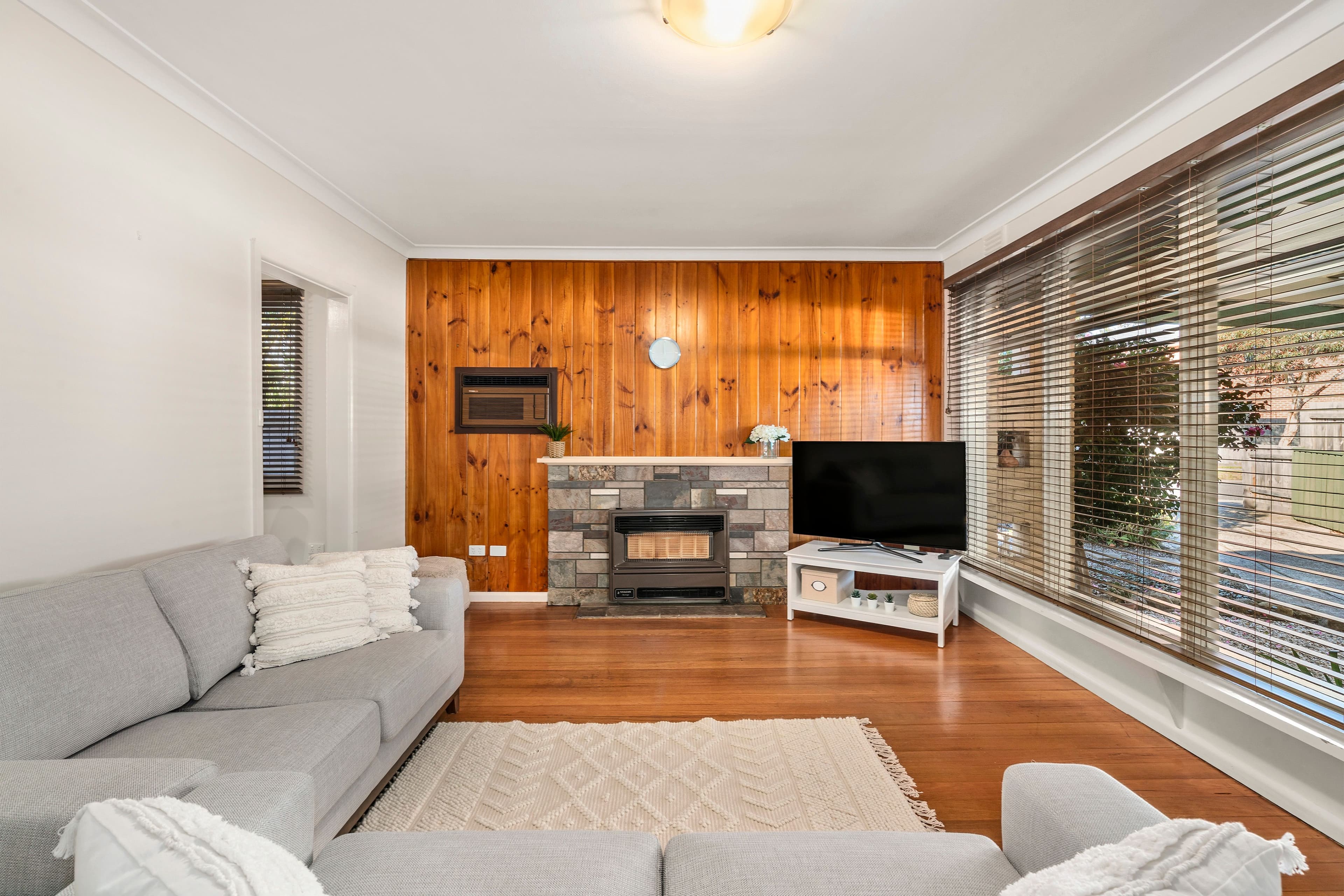 59 Hadley Street, Seaford VIC 3198, Seaford - Thumbnail 2