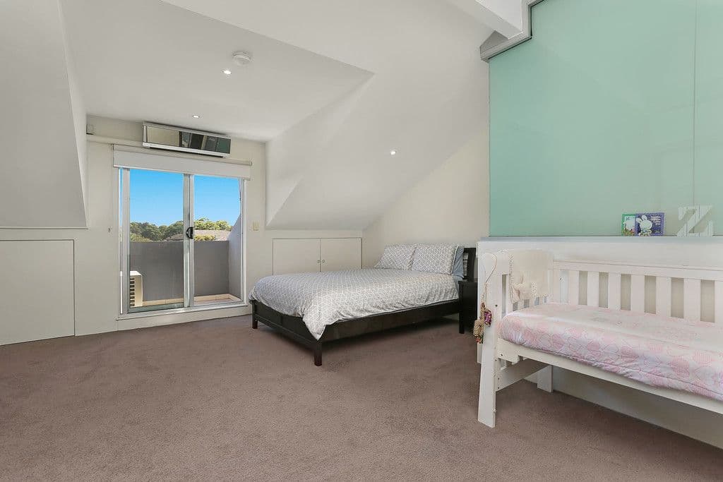 57 Universal Street, Eastlakes - Thumbnail 4