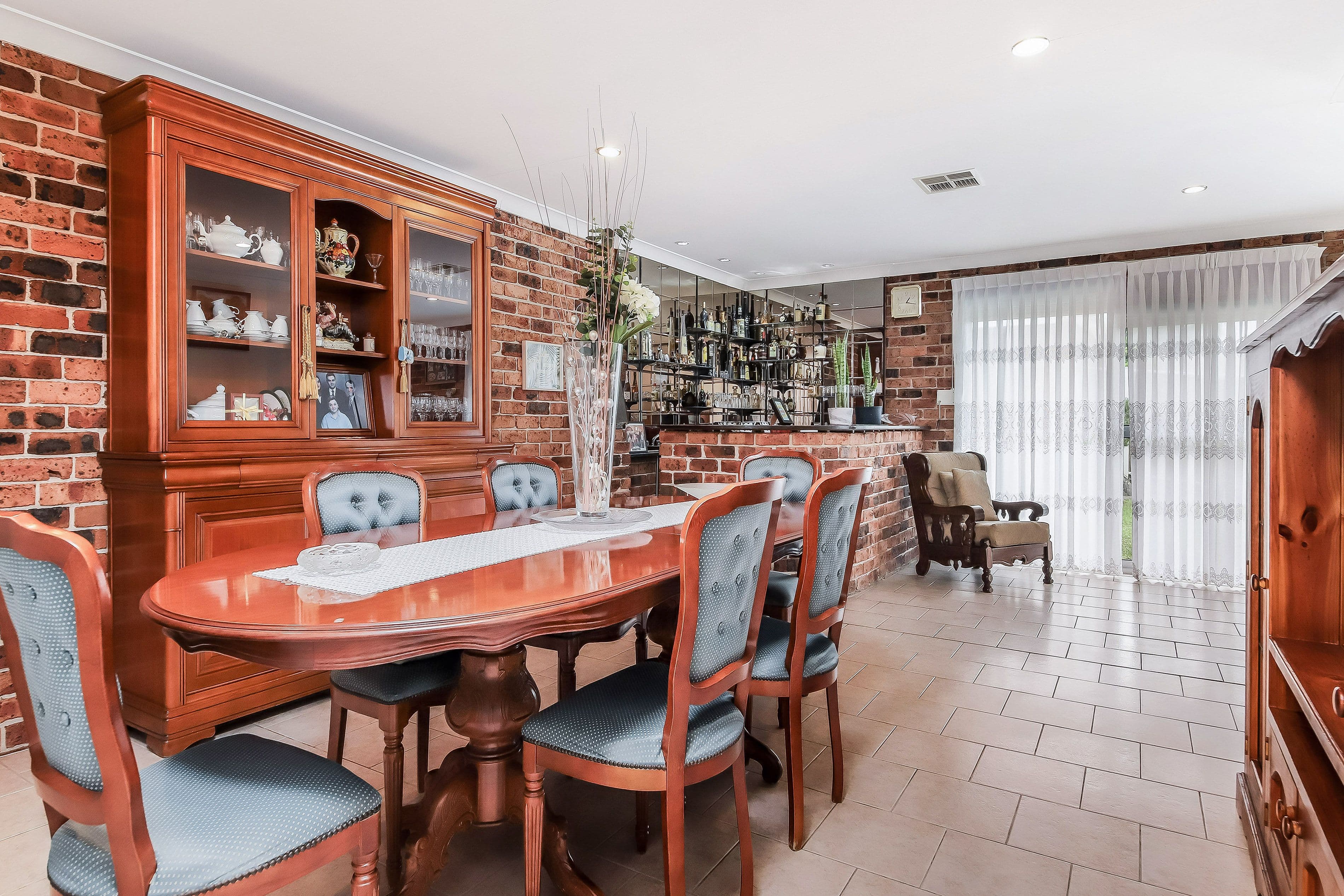 4 Universal Avenue, Georges Hall NSW 2198, Georges Hall - Thumbnail 4