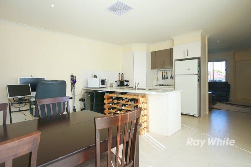 22 Vincent Crescent, NOBLE PARK VIC 3174, Noble Park - Thumbnail 5