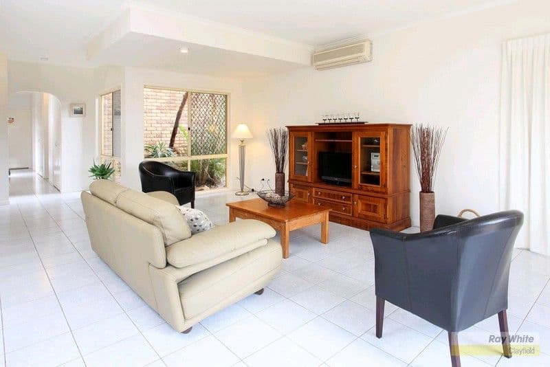 21 Westwood Street, WAVELL HEIGHTS QLD 4012, Wavell Heights - Thumbnail 3