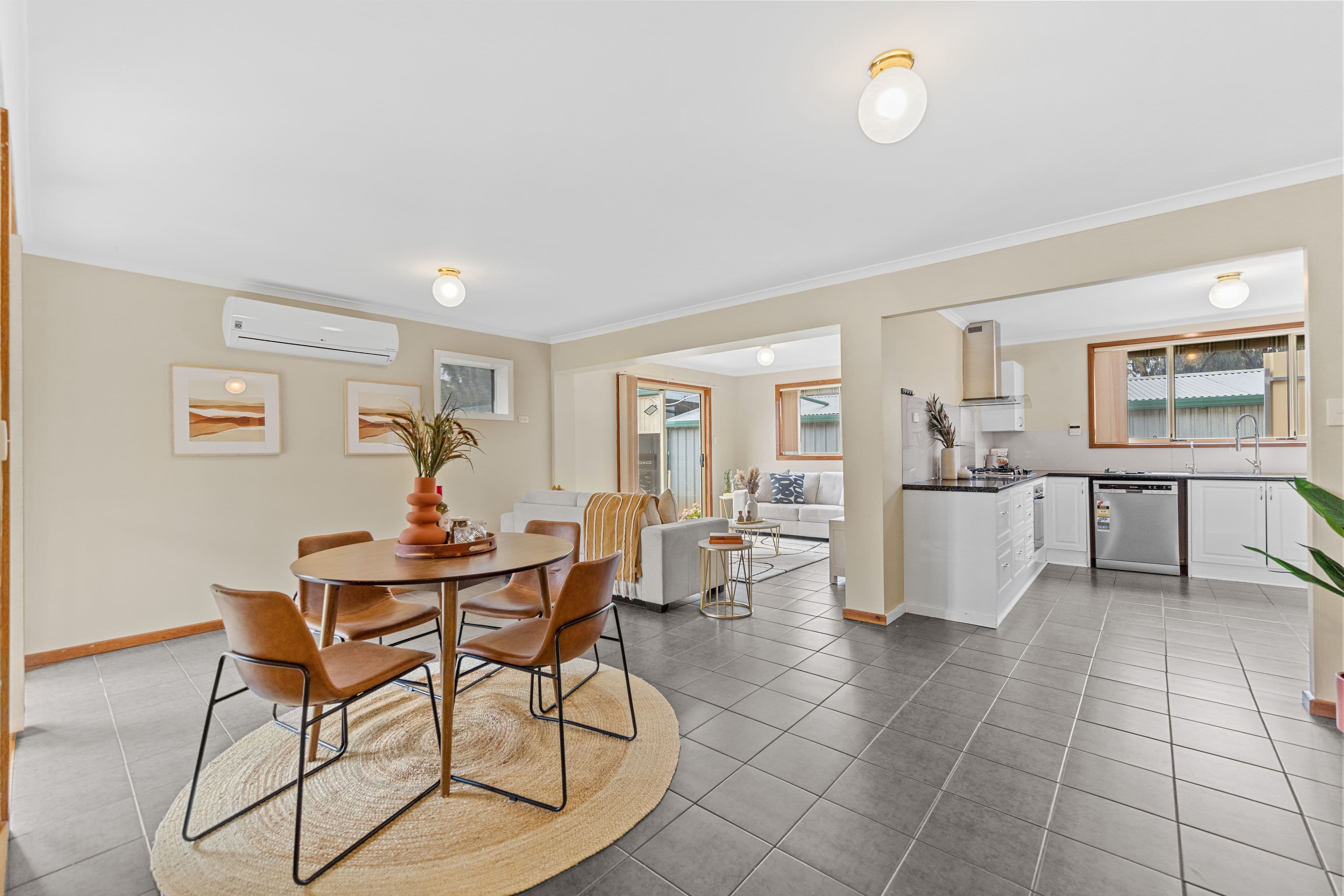 13 Uranbo Street, Salisbury North SA 5108, Salisbury North - Thumbnail 3