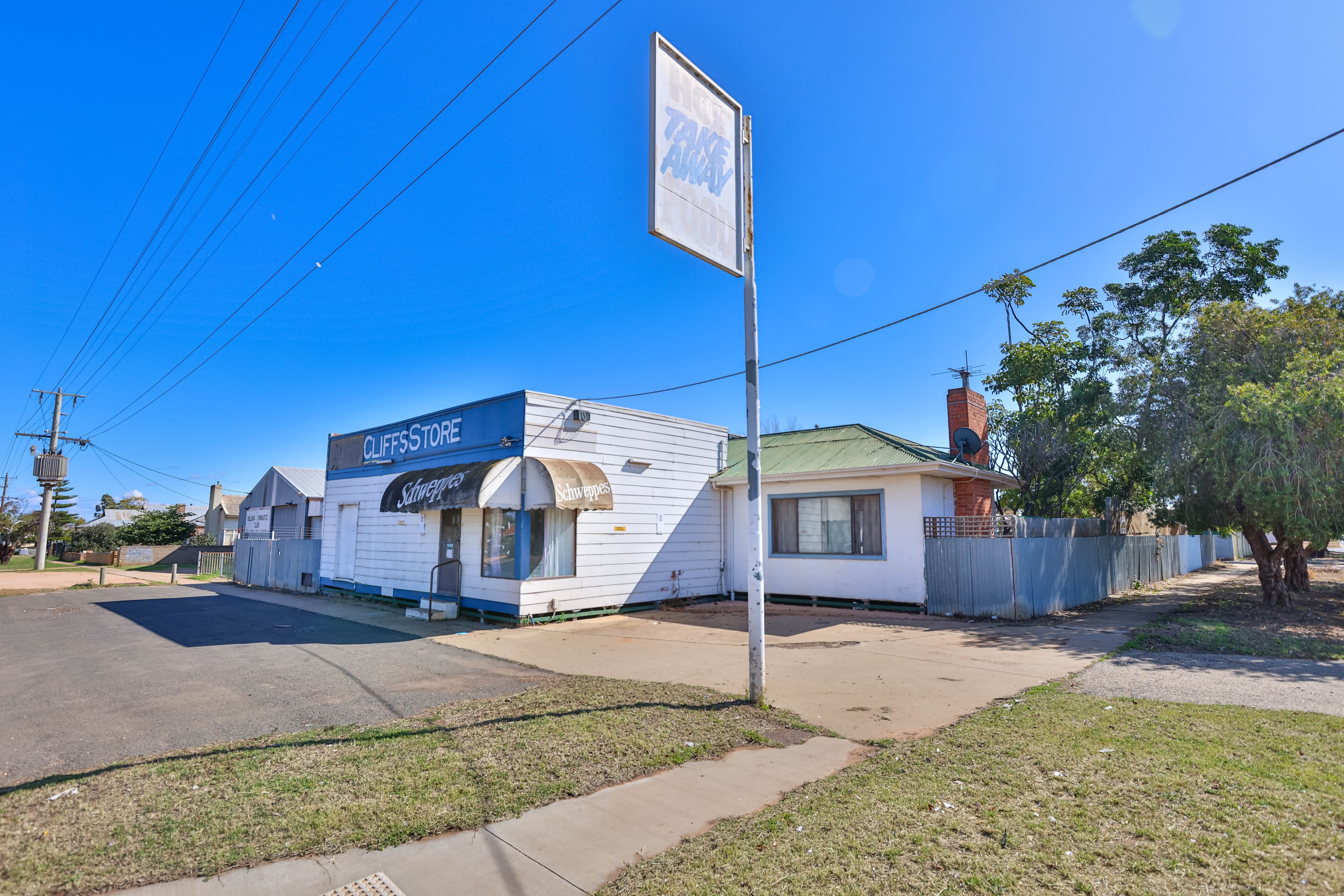 24 Westcliffs Avenue, Red Cliffs VIC 3496, Red Cliffs - Thumbnail 2