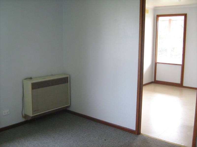 25 Taylor Road, YOUNG NSW 2594, Young - Thumbnail 4