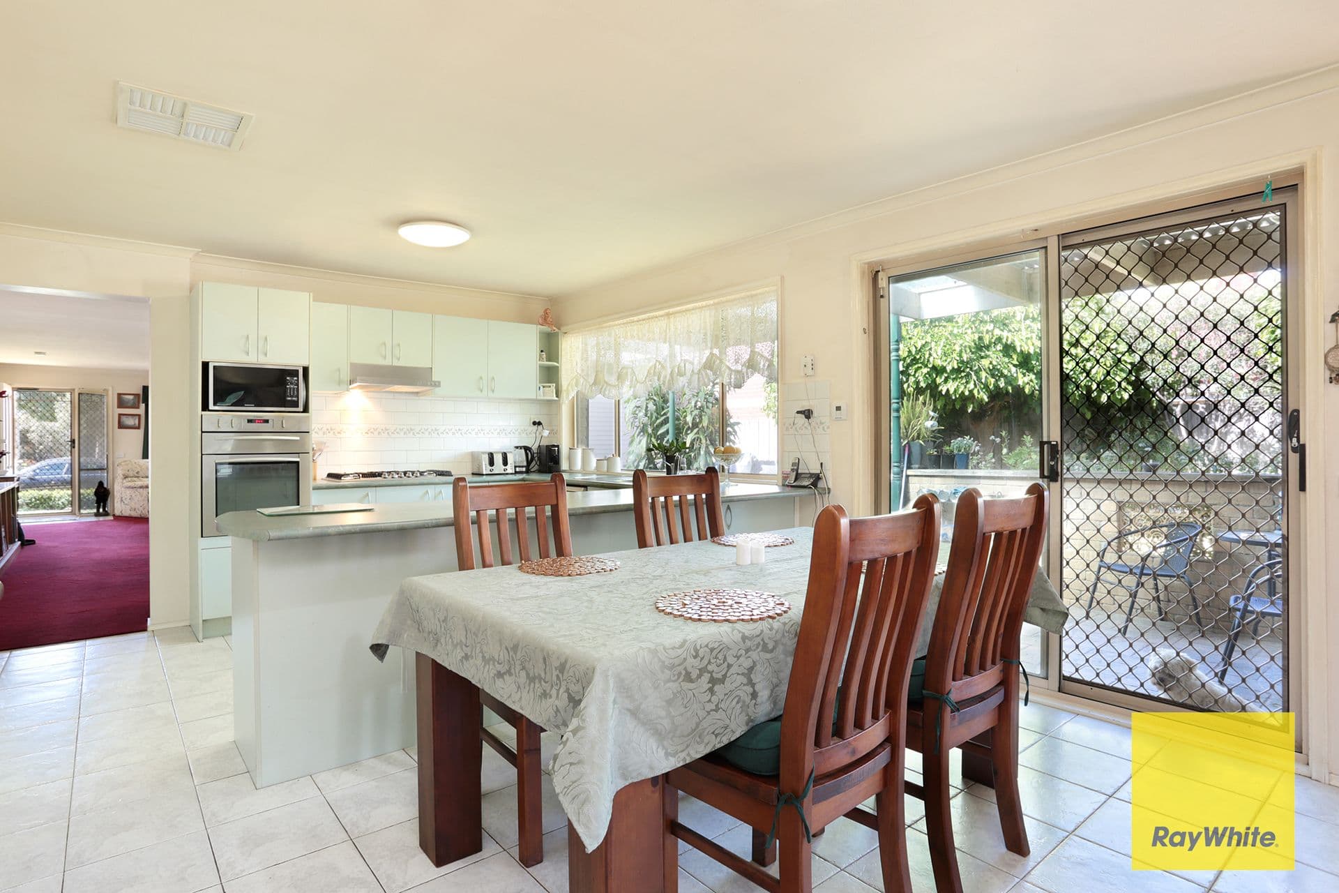 15 Newminster Way, Point Cook VIC 3030, Point Cook - Thumbnail 3