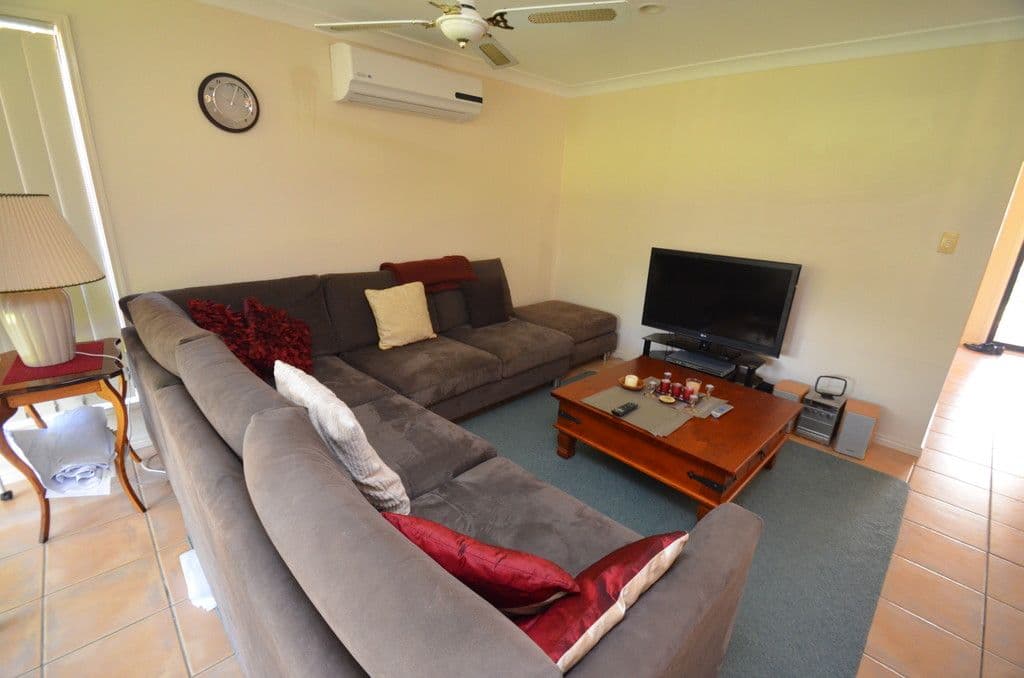 107 Arundel Drive, Arundel QLD 4214, Arundel - Thumbnail 2