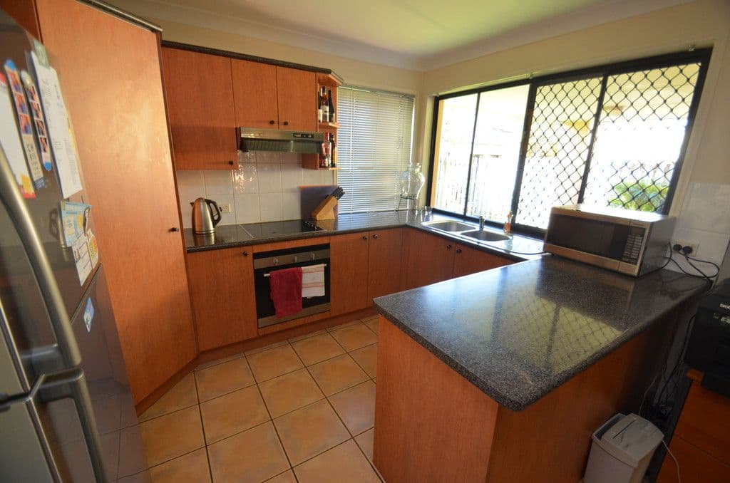 107 Arundel Drive, Arundel QLD 4214, Arundel - Thumbnail 3