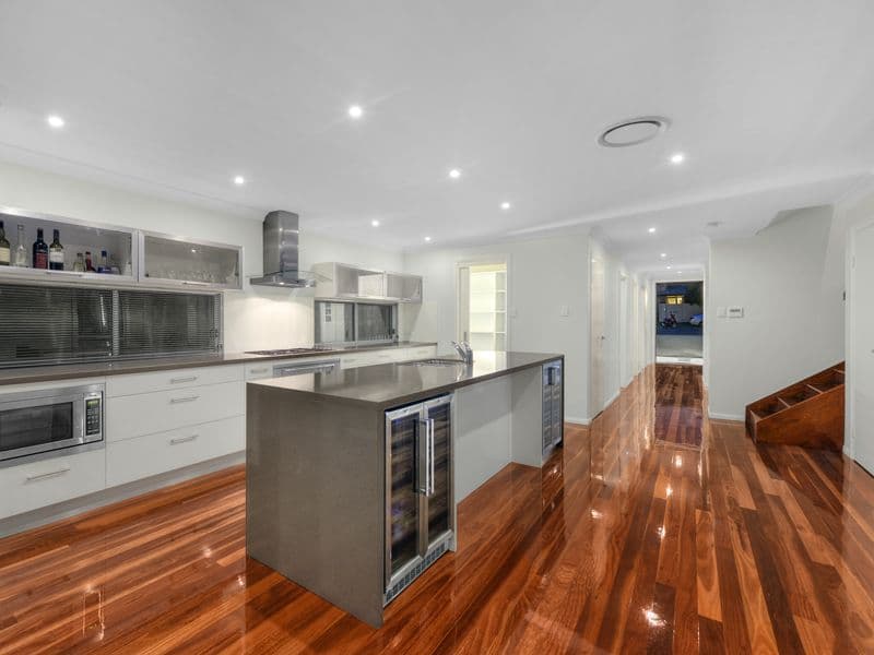 7 Parry Street, Bulimba QLD 4171, Bulimba - Thumbnail 2
