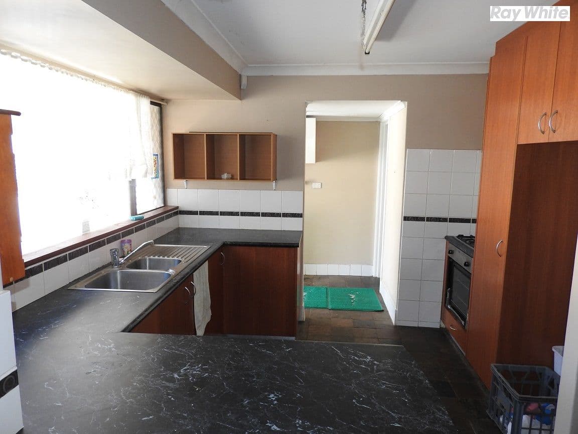 1 Briggs Place, Armadale WA 6112, Armadale - Thumbnail 4