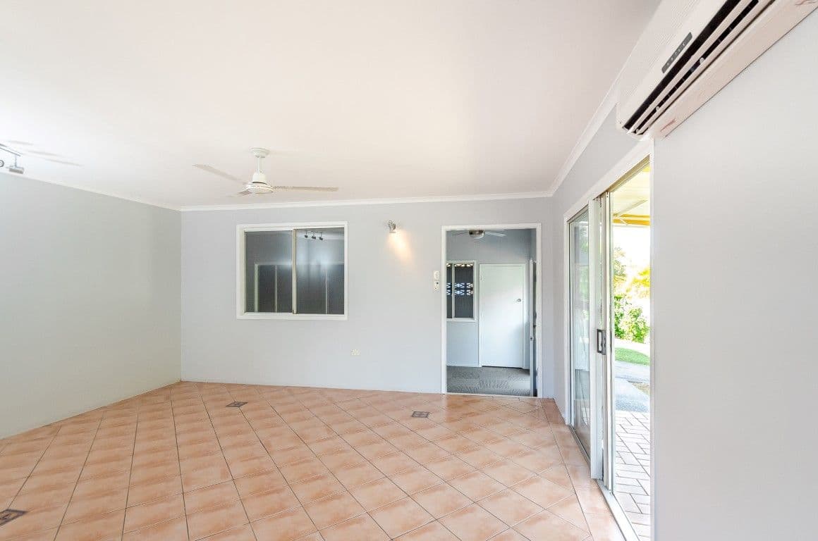 31 Anderson Street, Clinton QLD 4680, Clinton - Thumbnail 3