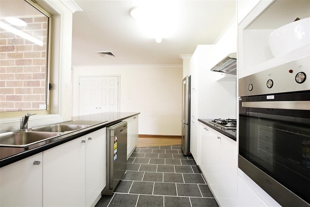 4 Berril Place, GLENMORE PARK NSW 2745, Glenmore Park - Thumbnail 4