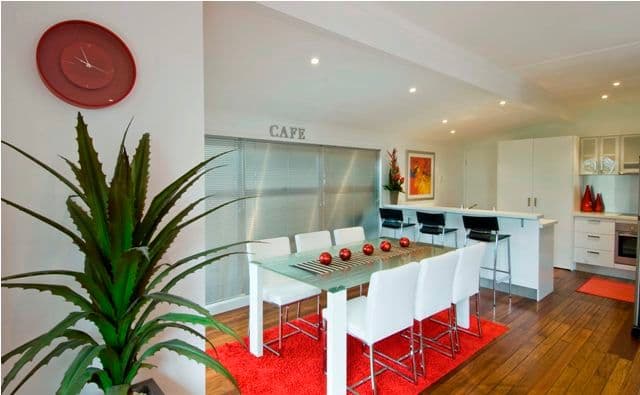 7 Albatross Avenue, MERMAID BEACH QLD 4218, Mermaid Beach - Thumbnail 3