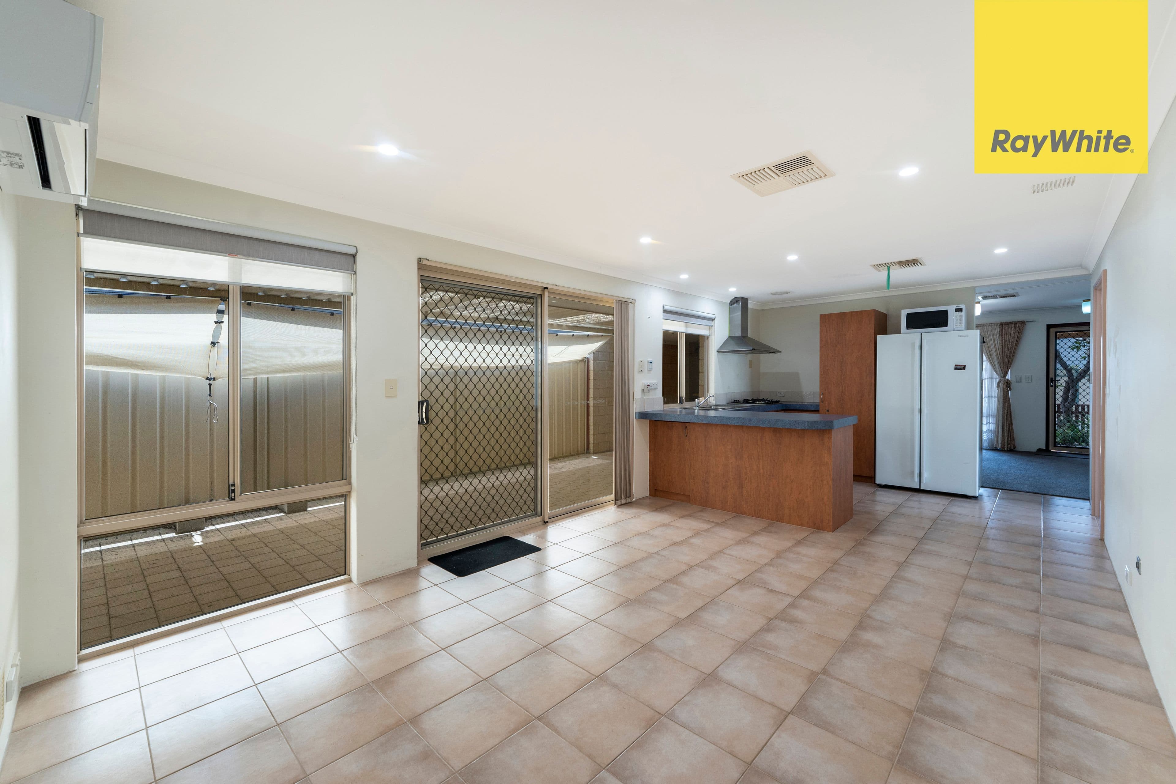 4 Hodges Street, Middle Swan WA 6056, Middle Swan - Thumbnail 3
