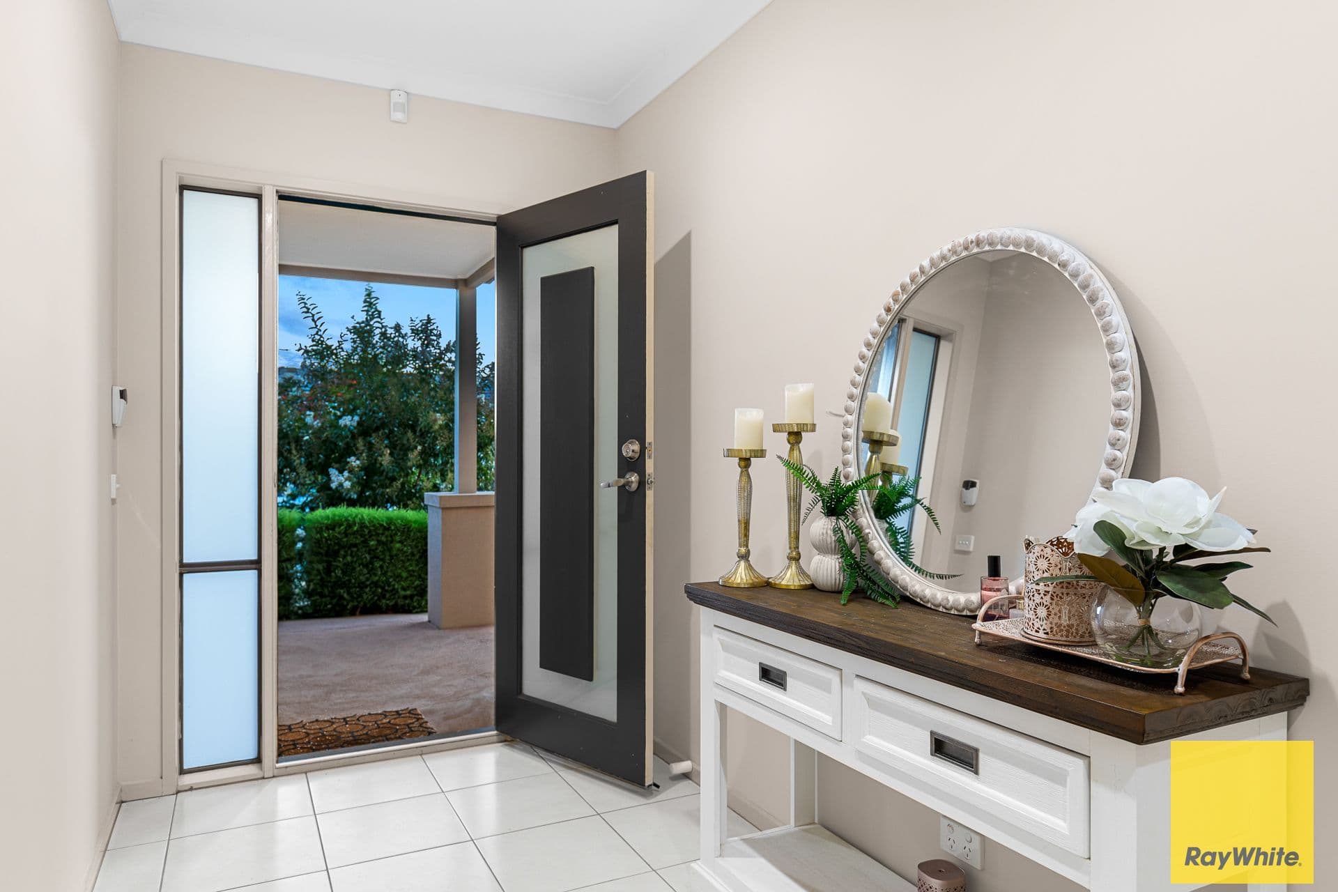 20 Marlin Crescent, Point Cook VIC 3030, Point Cook - Thumbnail 3