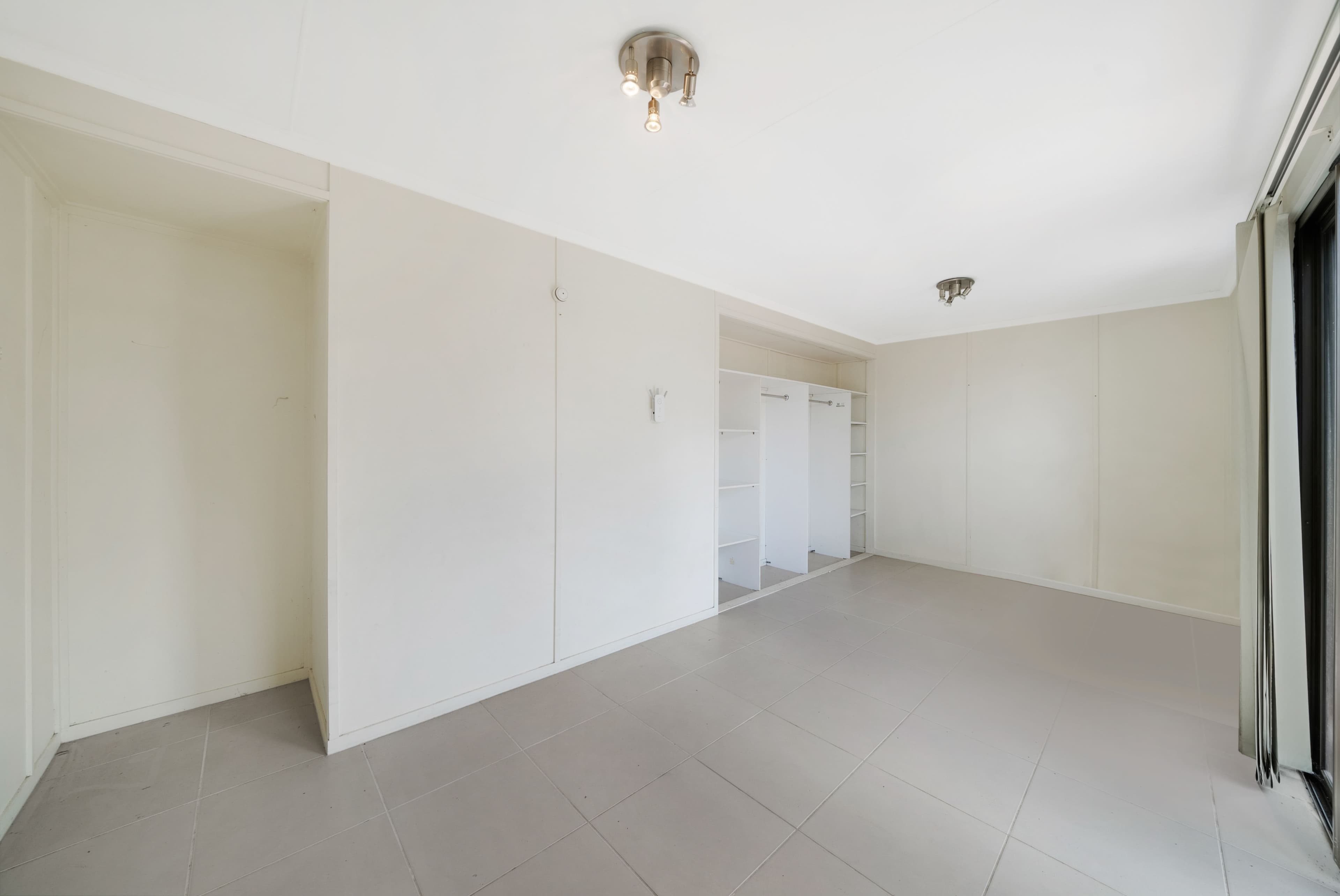 55 Sunnyside Road, Newport QLD 4020, Newport - Thumbnail 8
