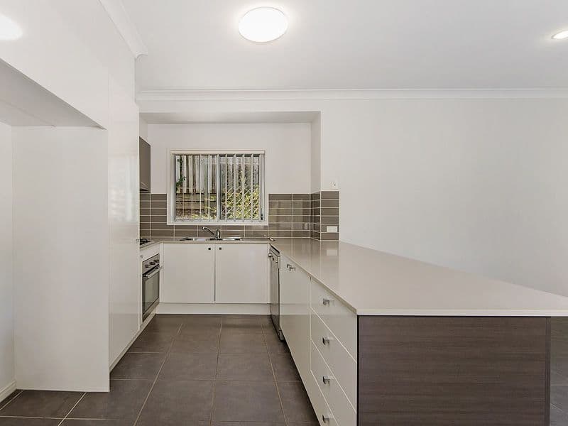 18 Finnin Court, Maudsland QLD 4210, Maudsland - Thumbnail 3