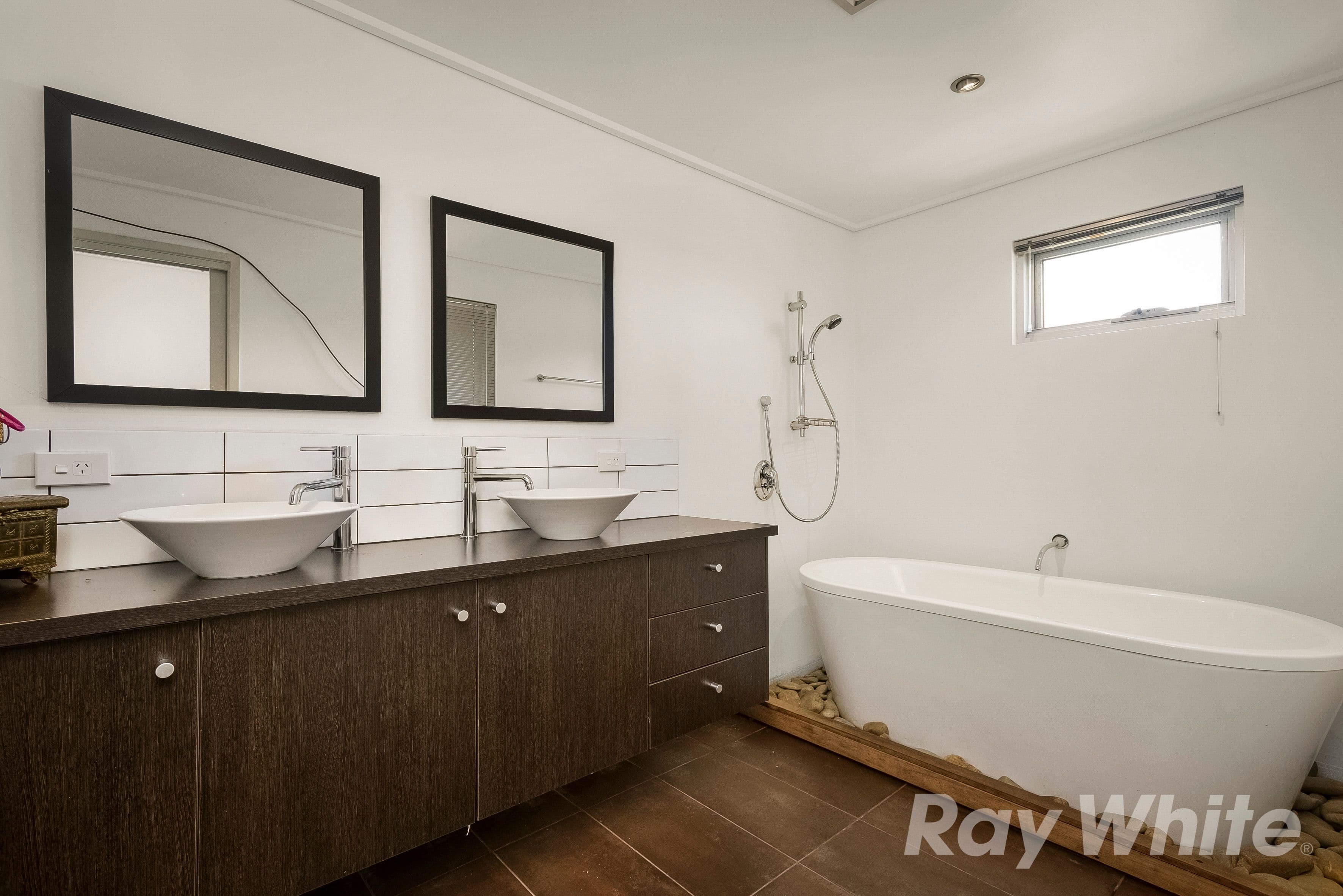2 Melinga Crescent, Chadstone VIC 3148, Chadstone - Thumbnail 8