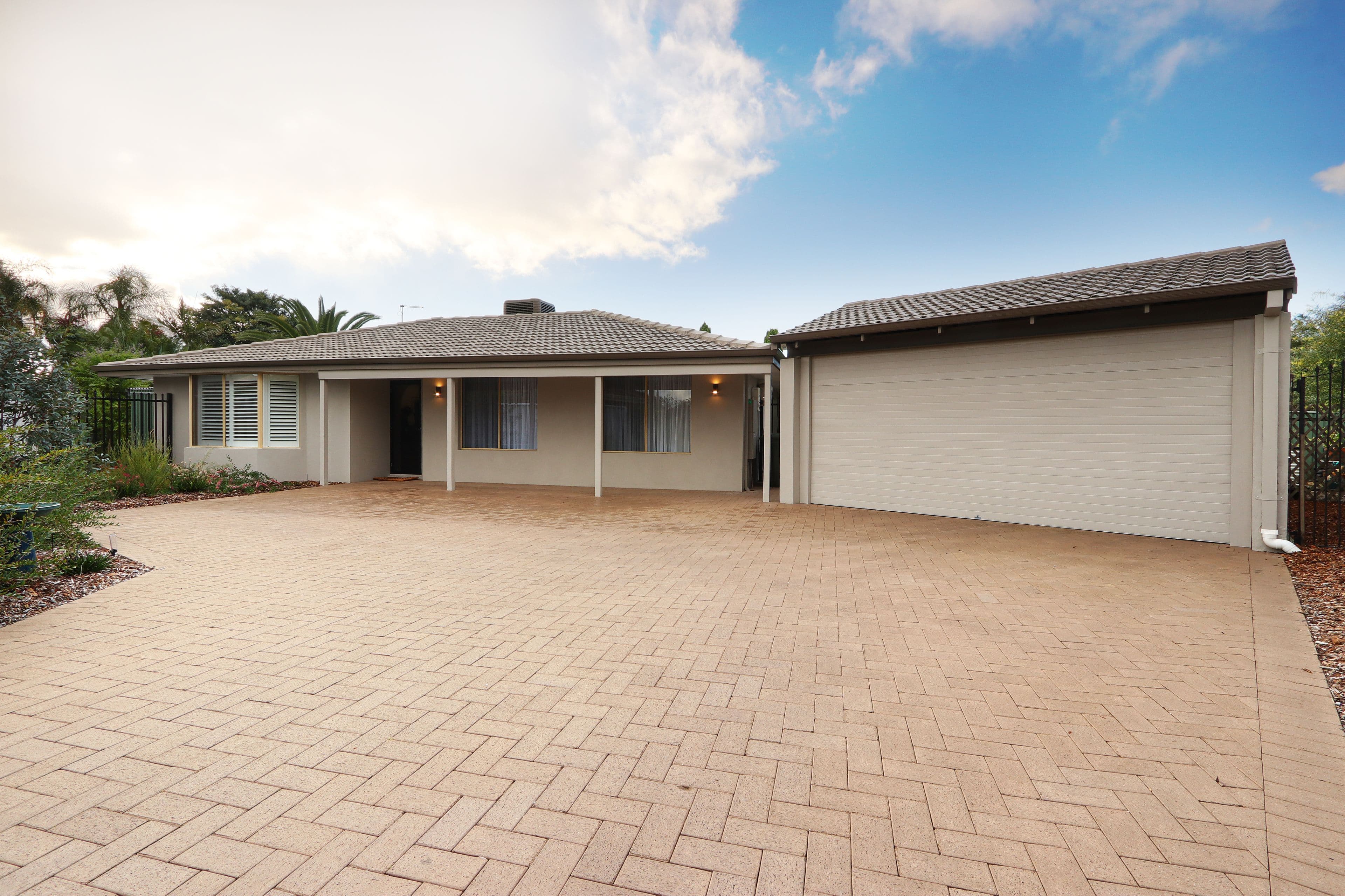 34B Chaparral Crescent, Willetton WA 6155, Willetton - Thumbnail 2