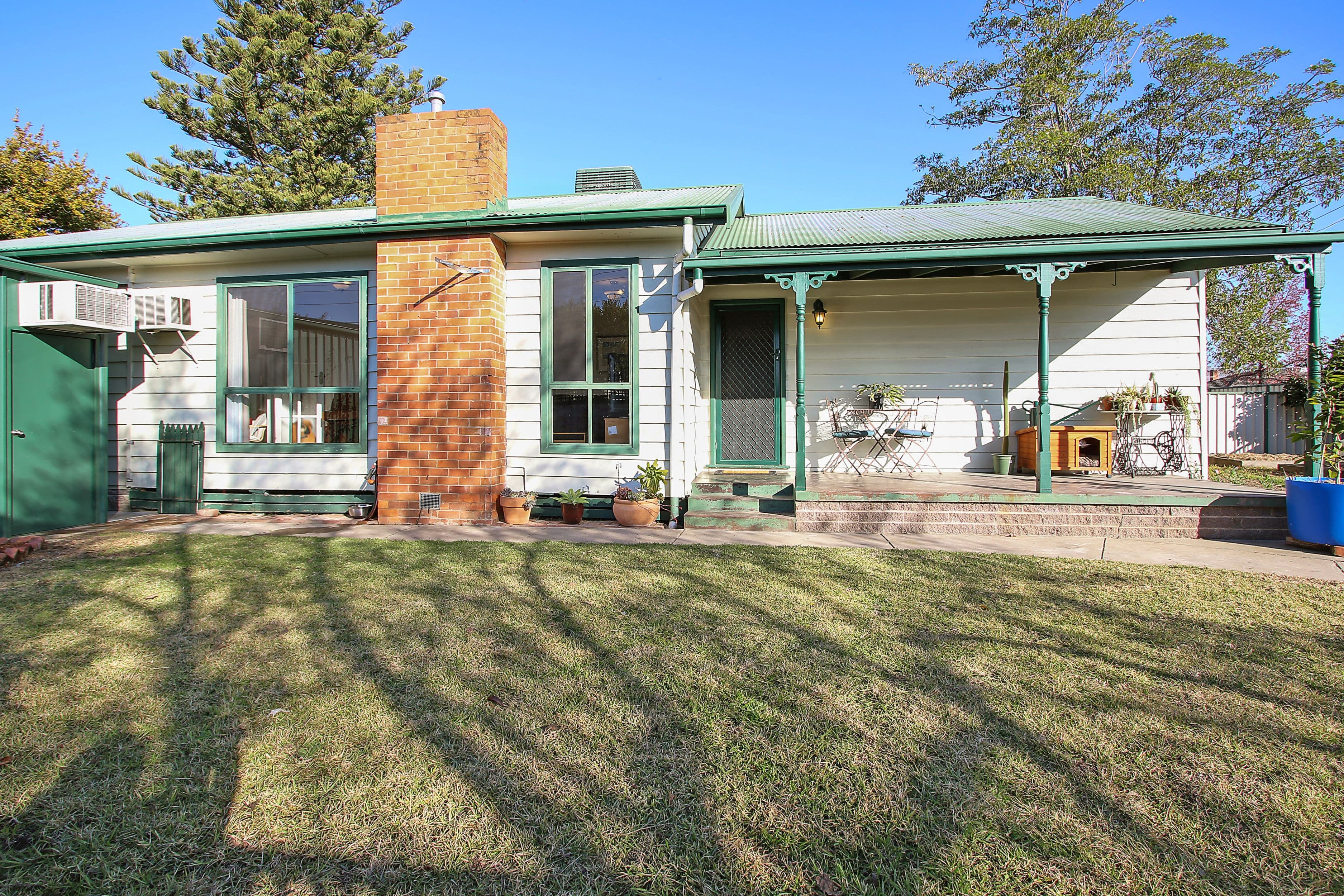2 Charles Street, Wodonga VIC 3690, Wodonga - Image 1
