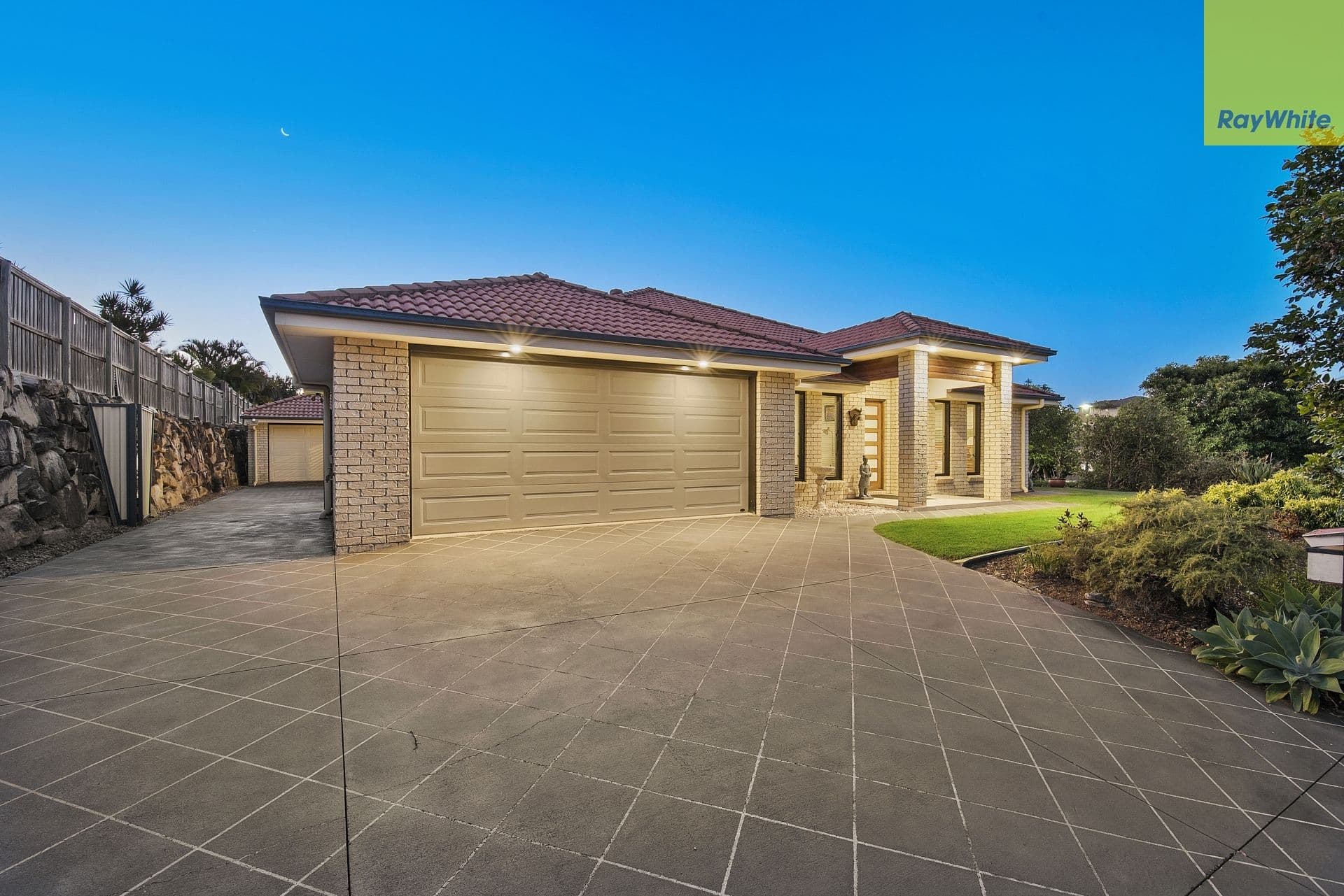 2 Titan Court, Mango Hill QLD 4509, Mango Hill - Thumbnail 2