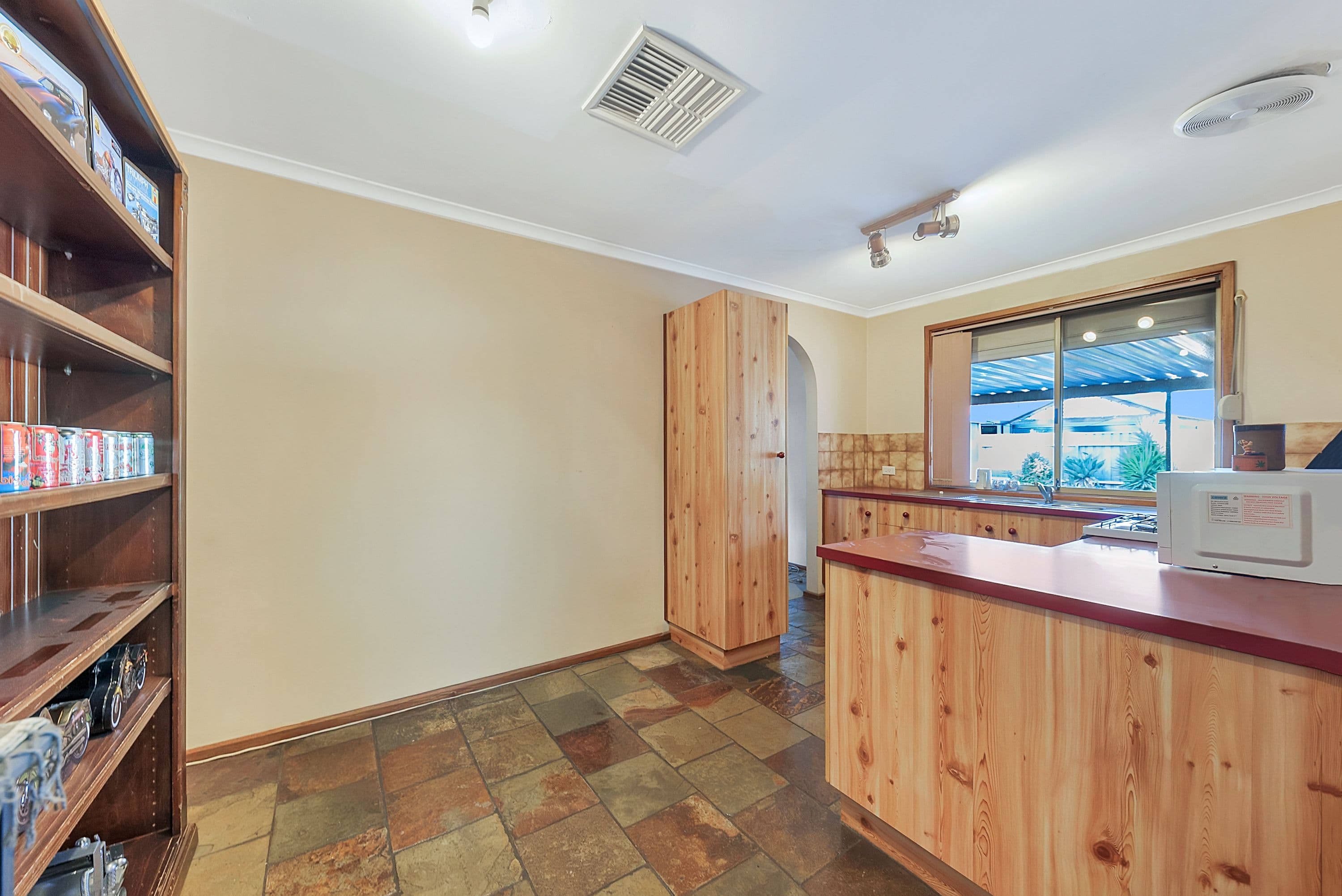 28 Tracey Avenue, Paralowie SA 5108, Paralowie - Thumbnail 4