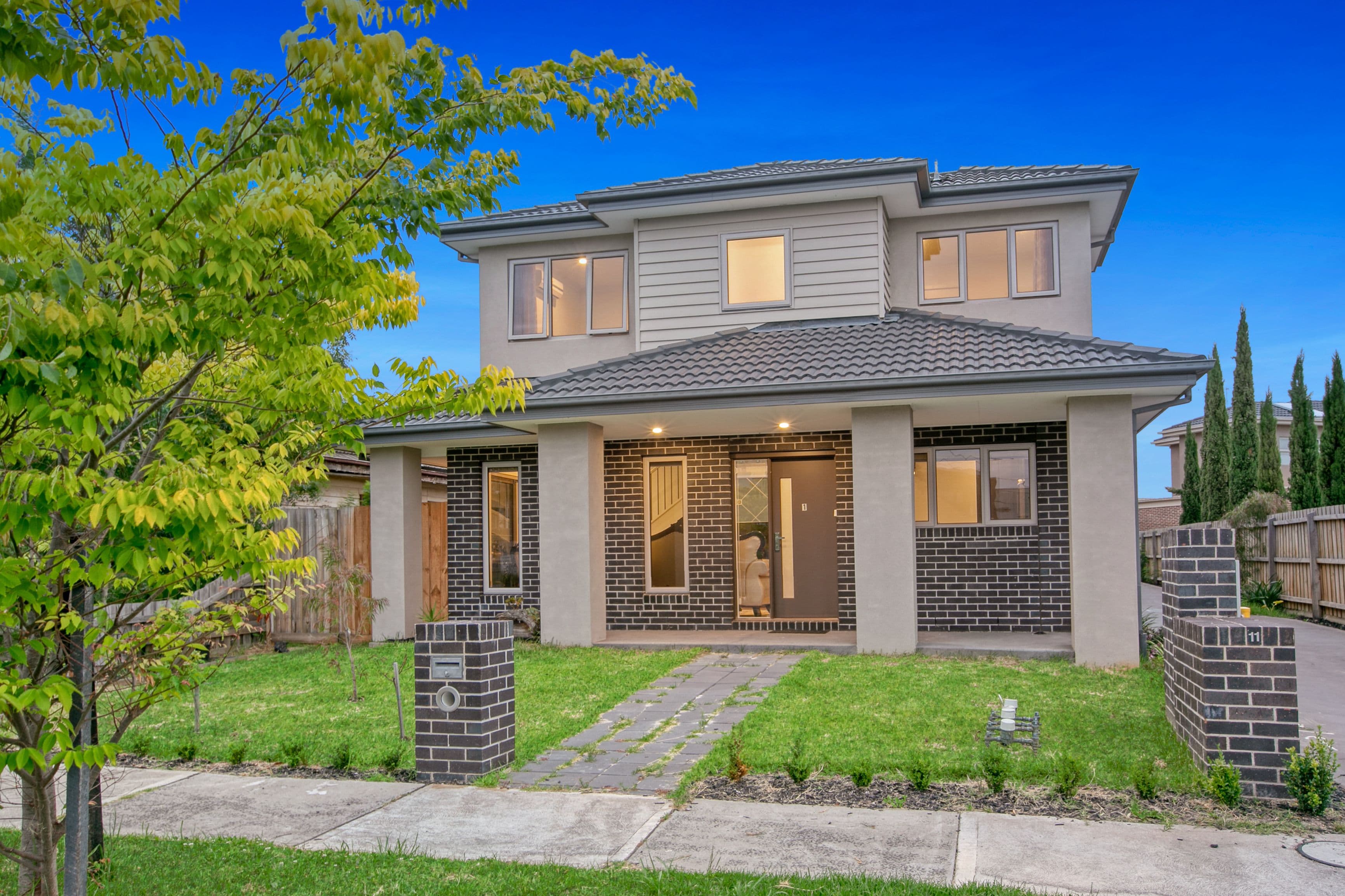 11 Elsey Road, Reservoir VIC 3073, Reservoir - Thumbnail 2