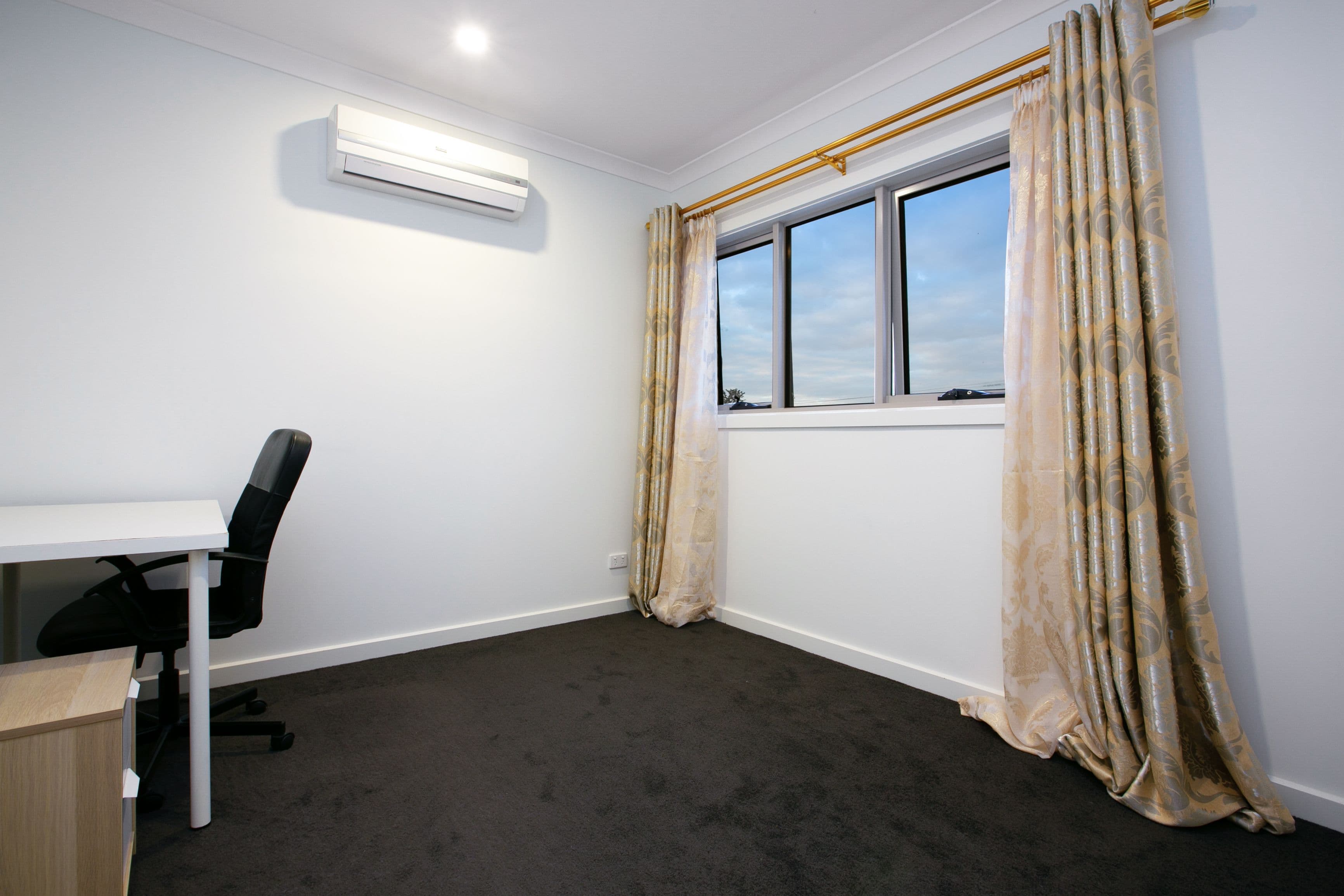 11 Elsey Road, Reservoir VIC 3073, Reservoir - Thumbnail 8