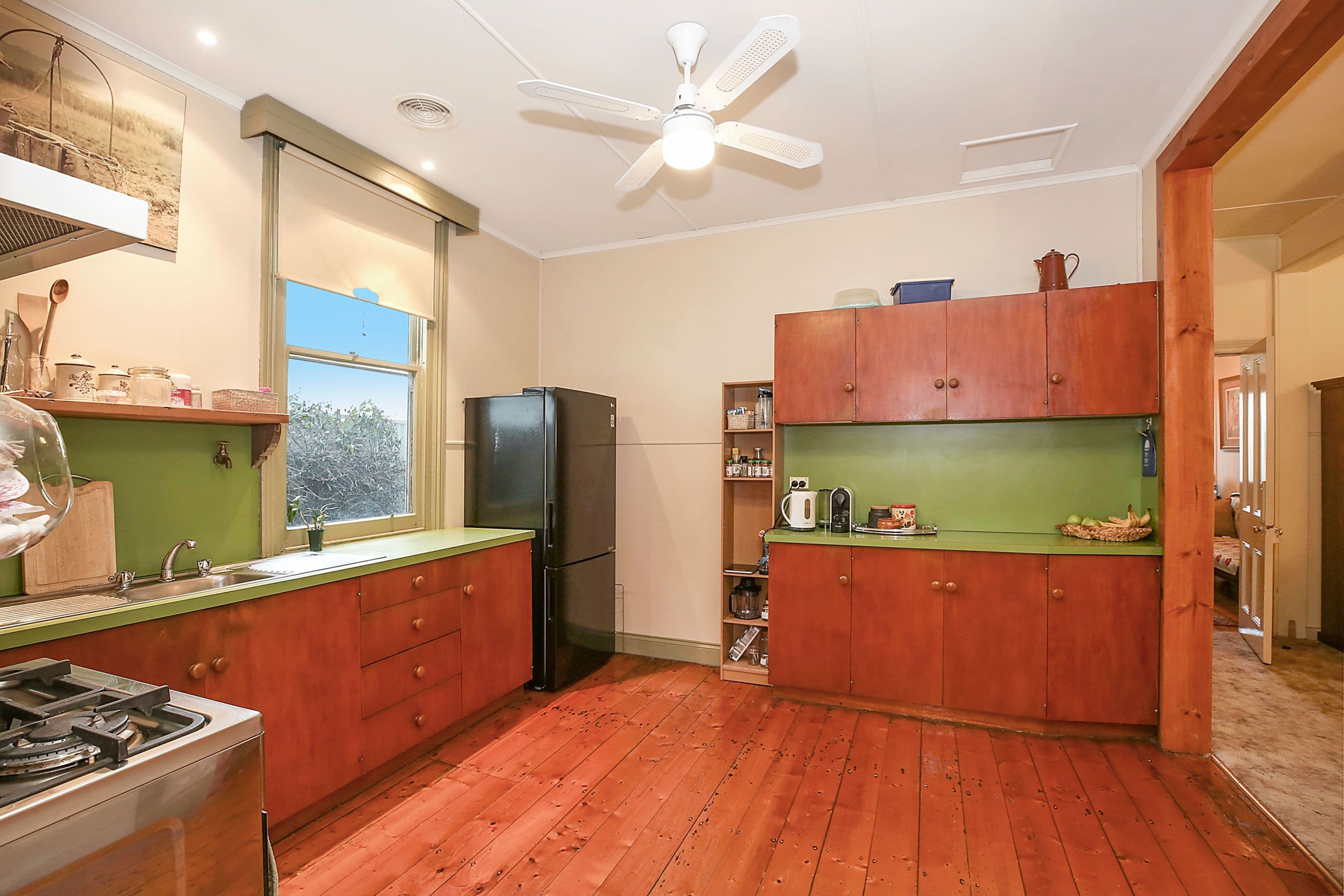 15 Mckinnon Street, Camperdown VIC 3260, Camperdown - Thumbnail 6