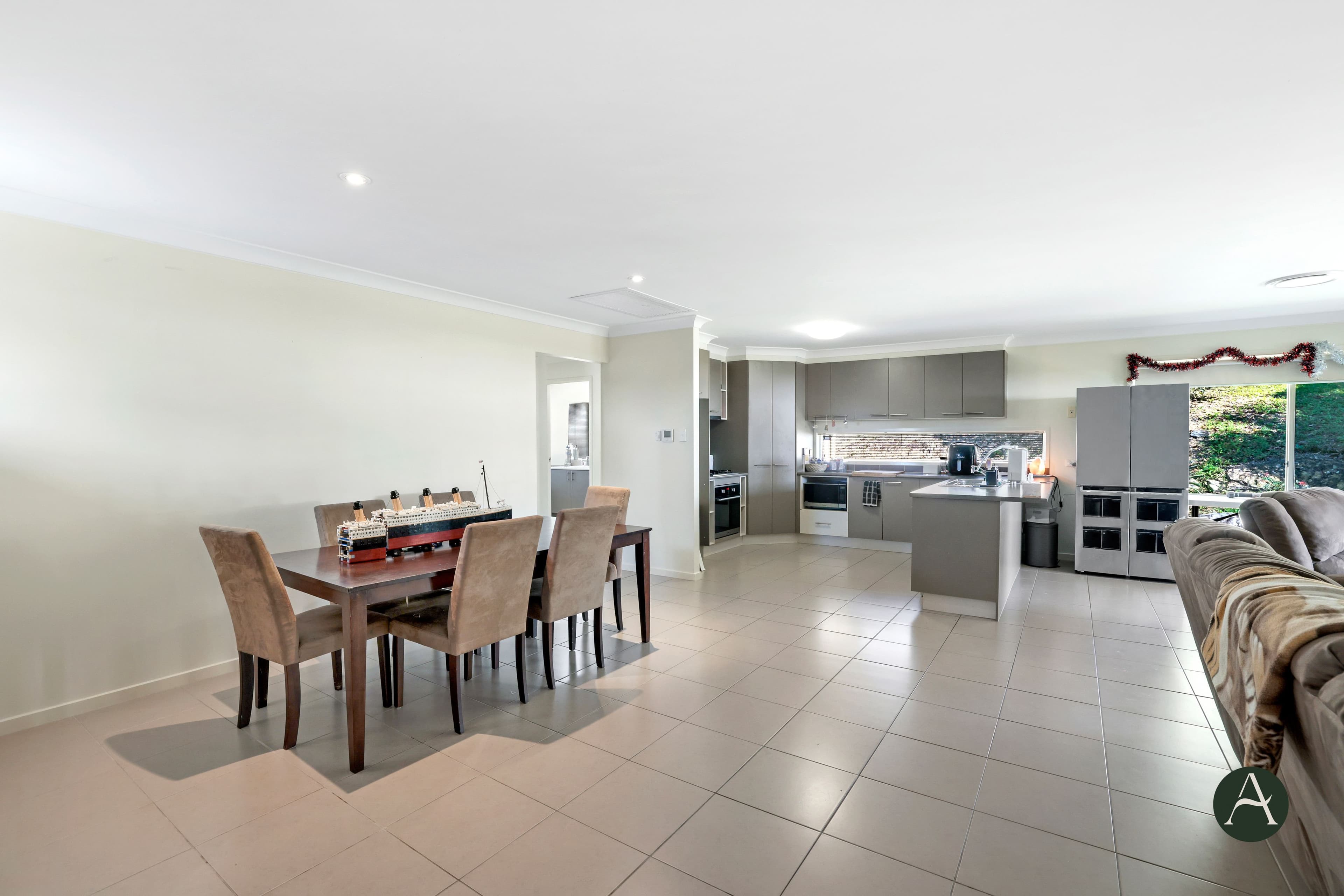 33 Barrington Street, Upper Coomera QLD 4209, Upper Coomera - Thumbnail 7