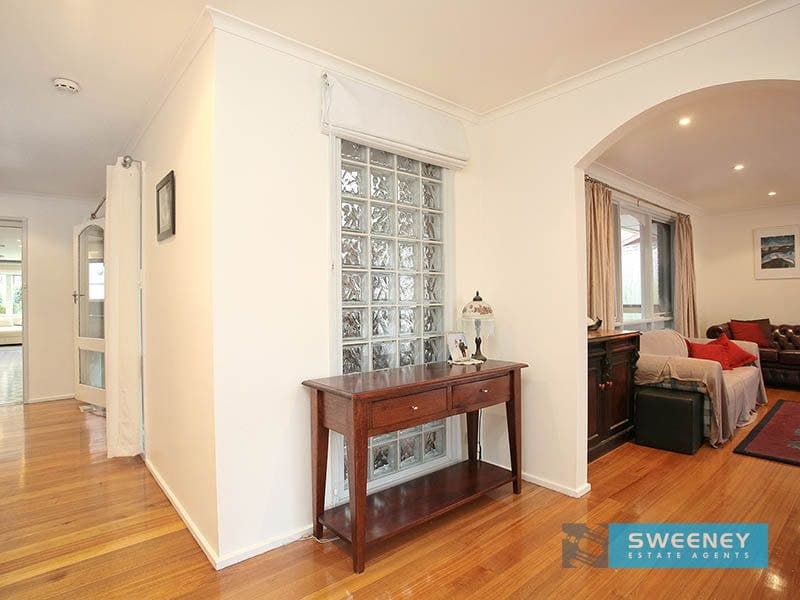 37 Somers Parade, Altona - Thumbnail 7